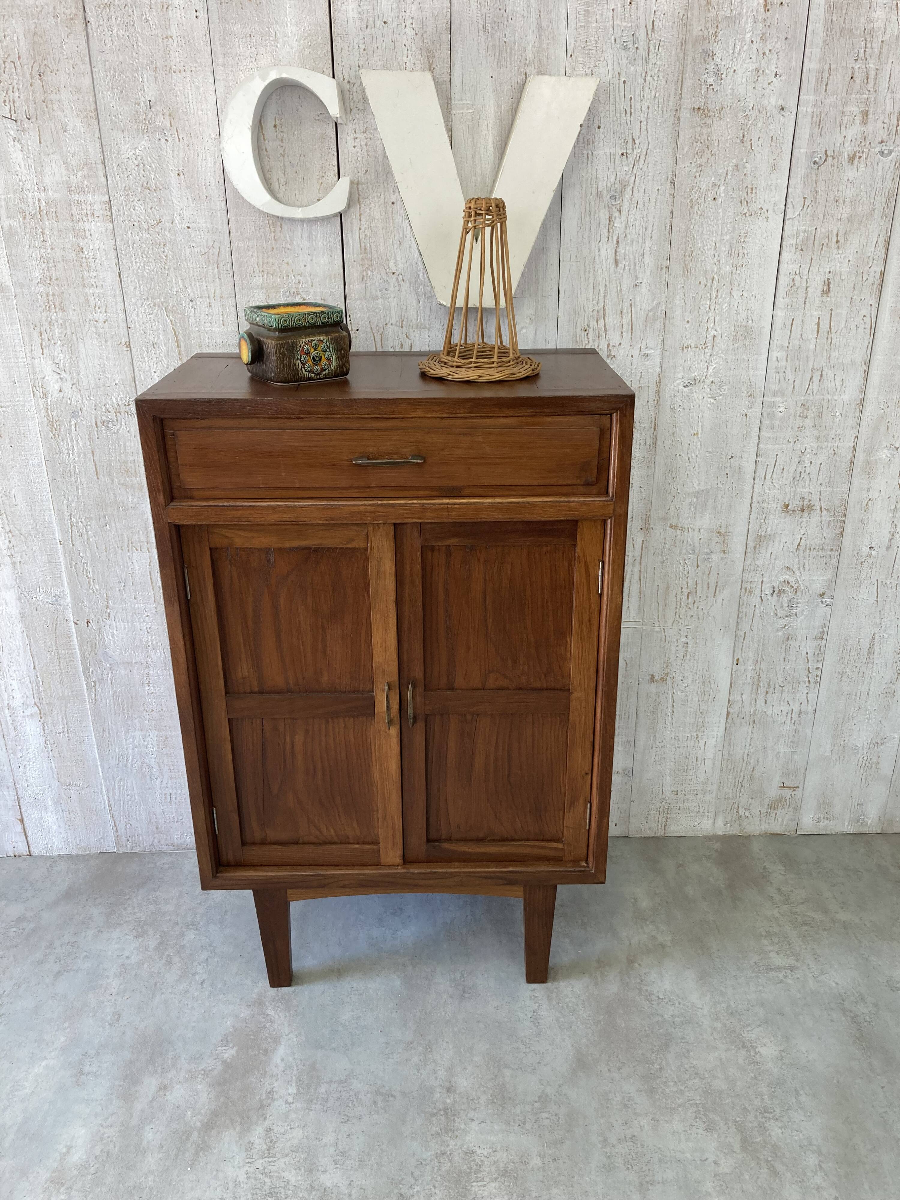 Buffet vintage