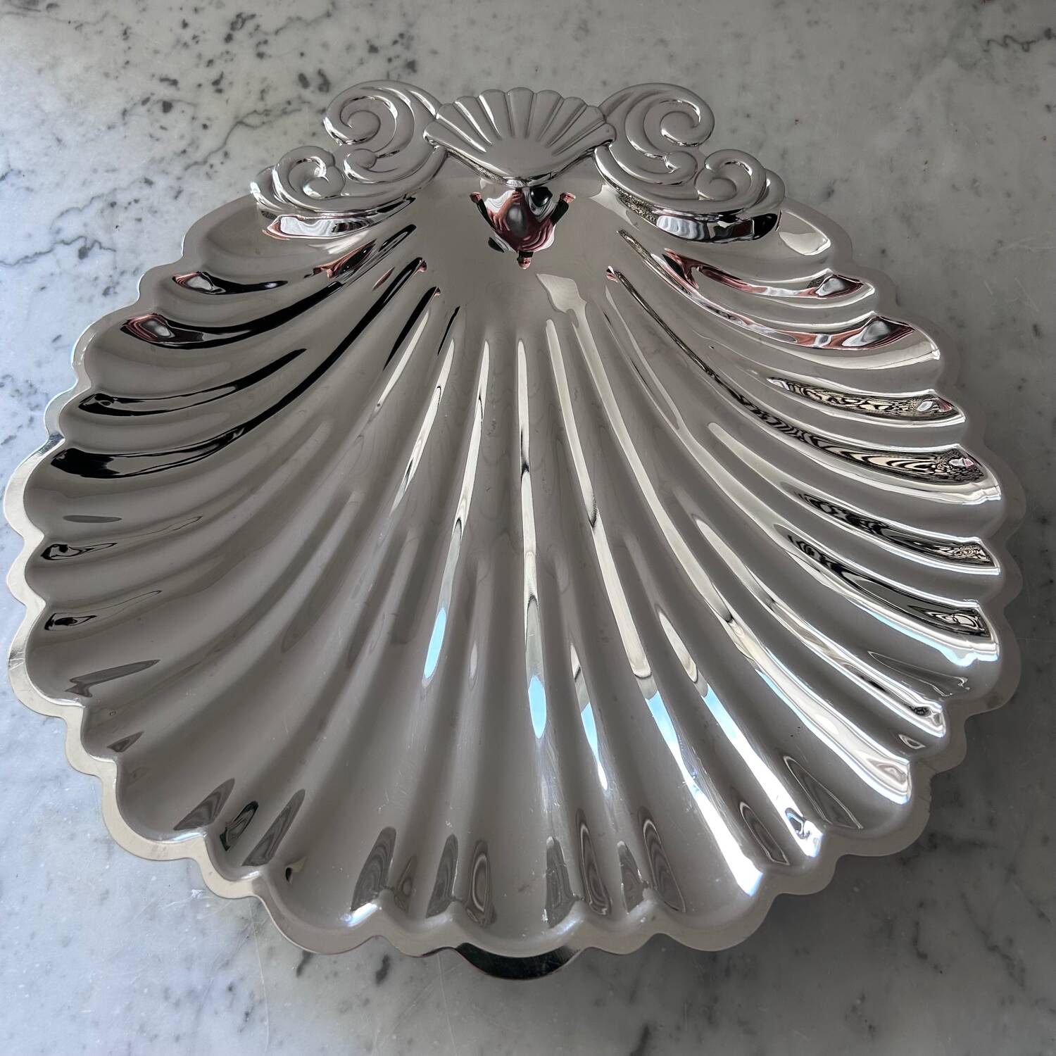 Large stainless steel seashell bowl