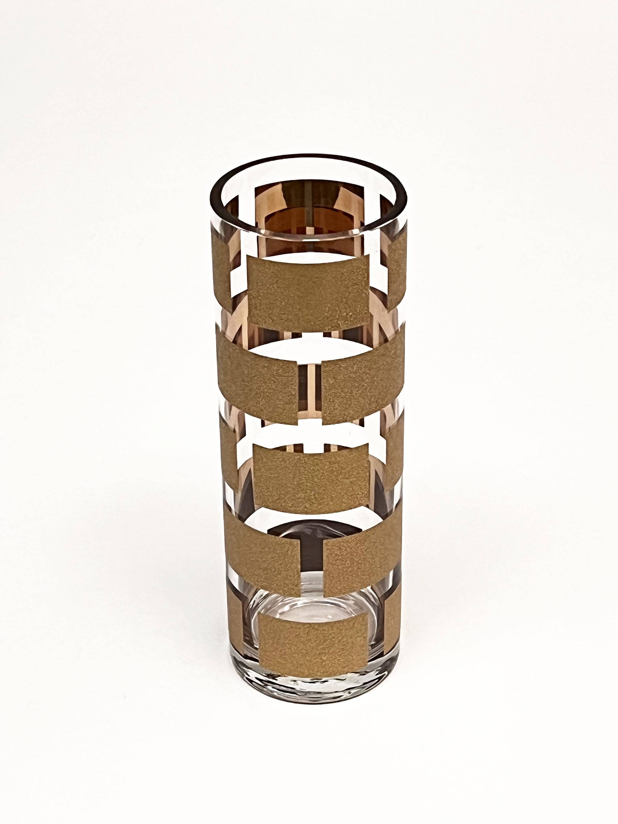 “Lara oro” vase design Defne Koz for hvc Egizia by Sottsass Associati