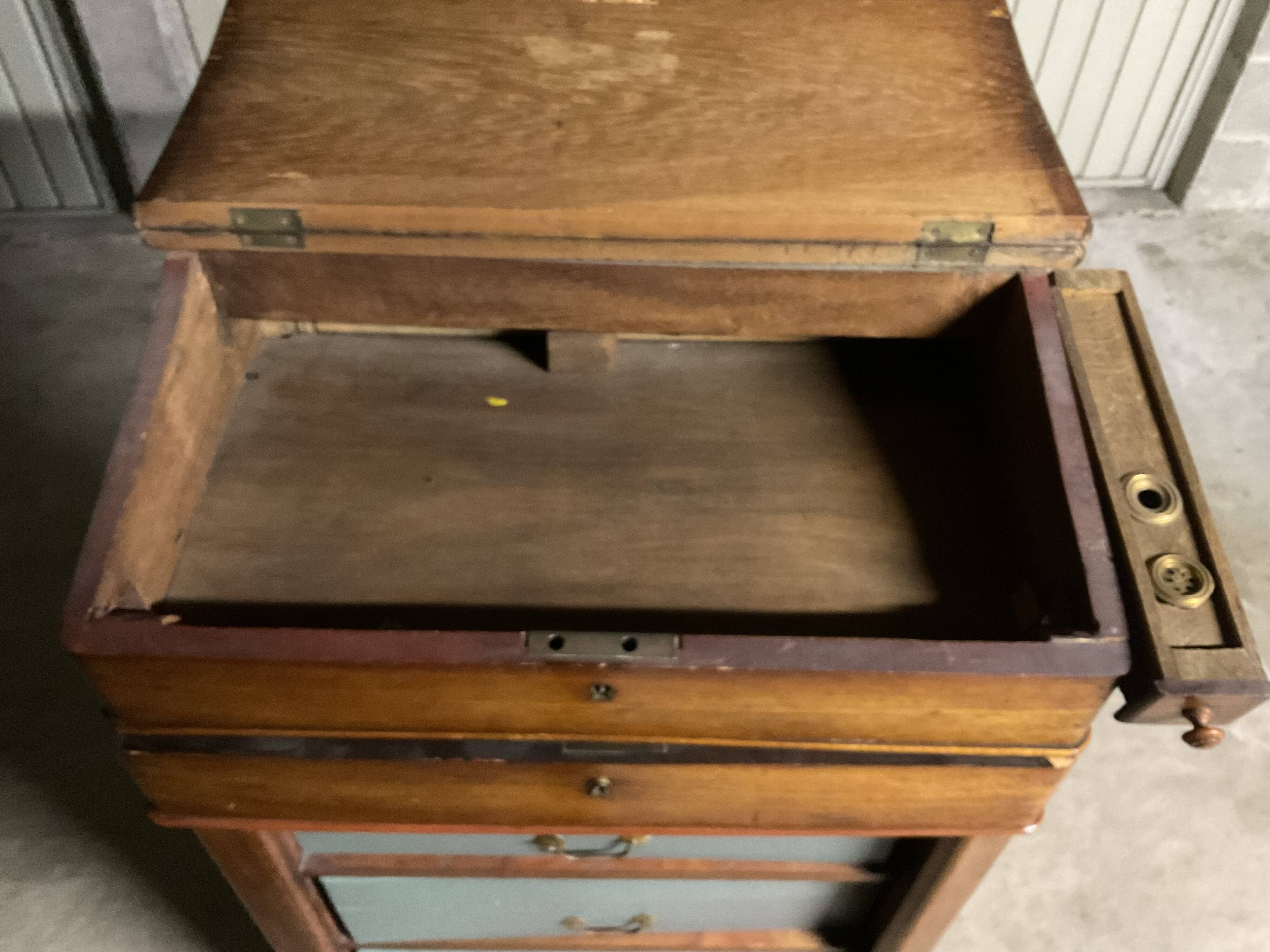 Notary desk, 19th century Restoration period.