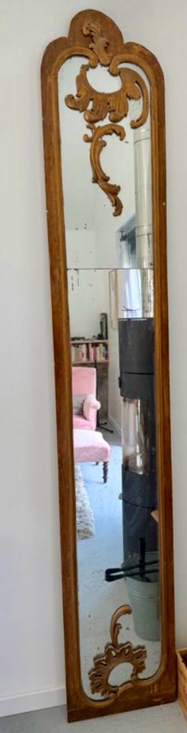 Miroir sculpté