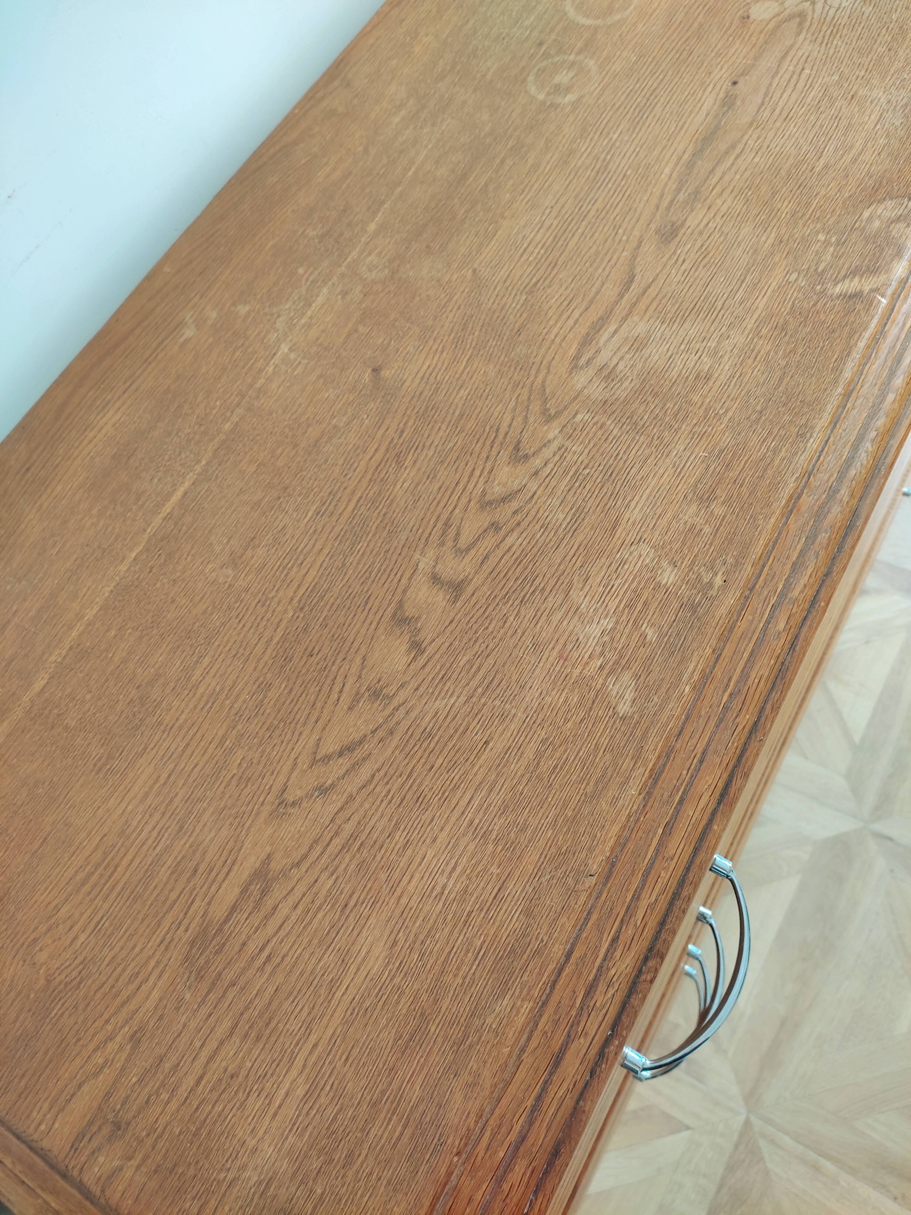 Commode en bois vintage