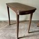 Console en bois foncé