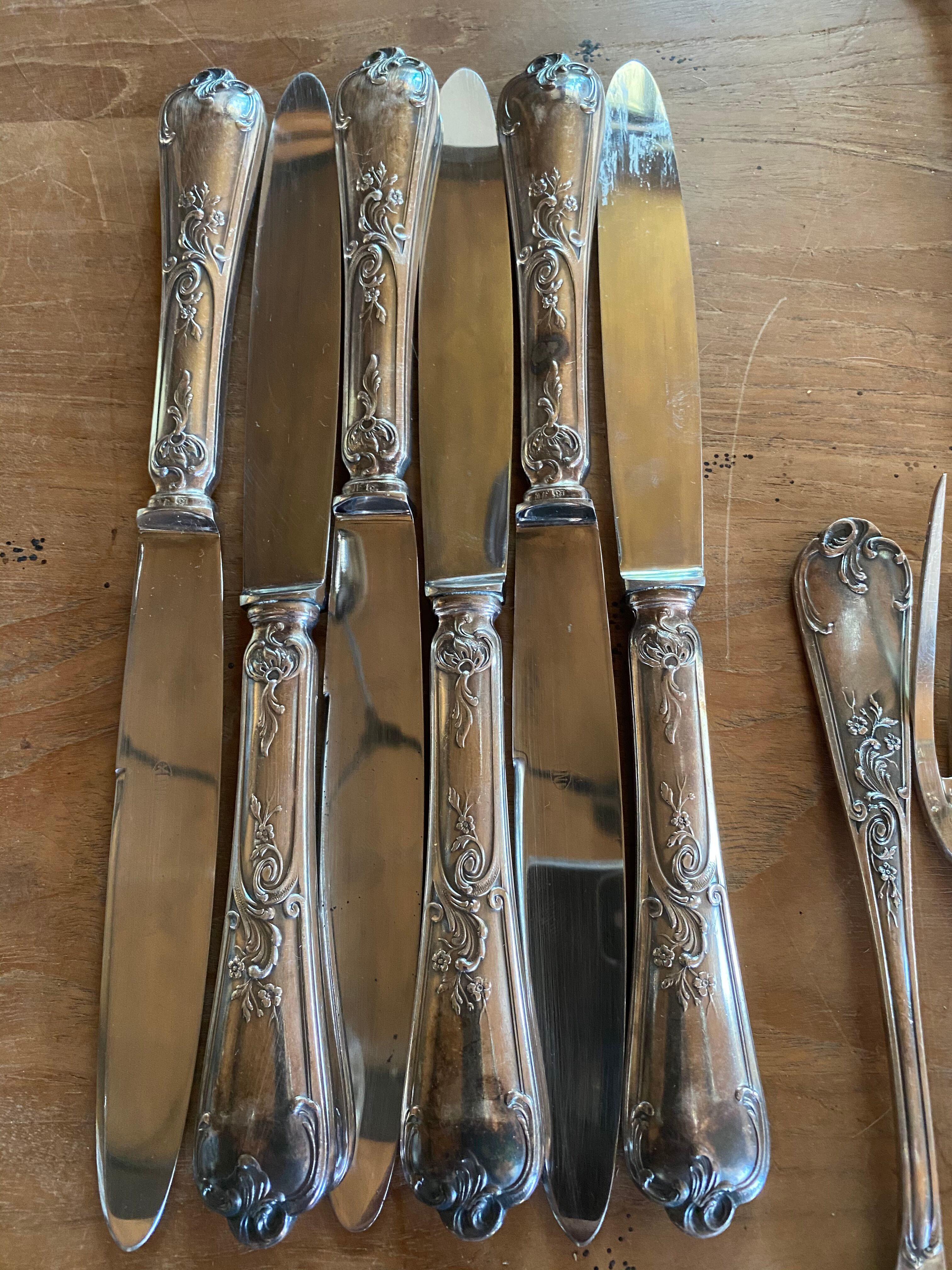 Complete silver metal cutlery housewife for 12 people