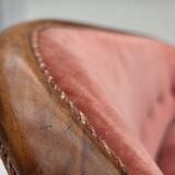 Canapé danois 2 places des années 1930, velours d'ameublement rose saumon, bois de frêne.