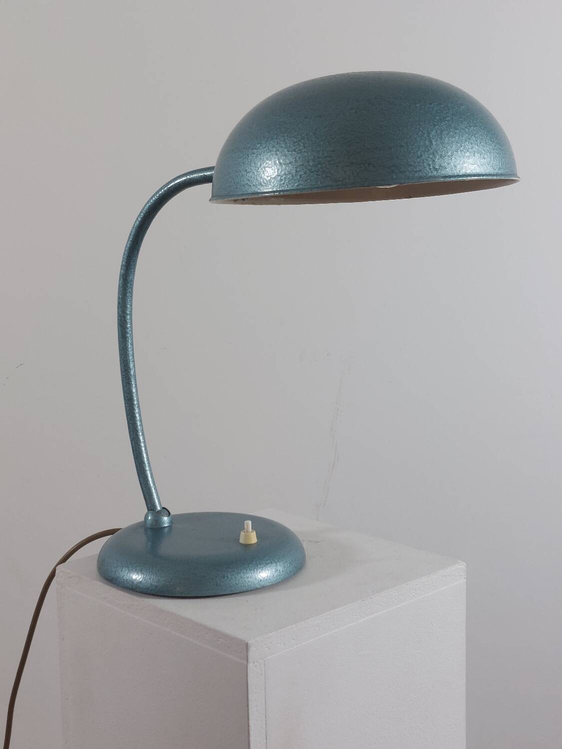 1940s Bauhaus-style workshop desk lamp by Gebrüder Cosack