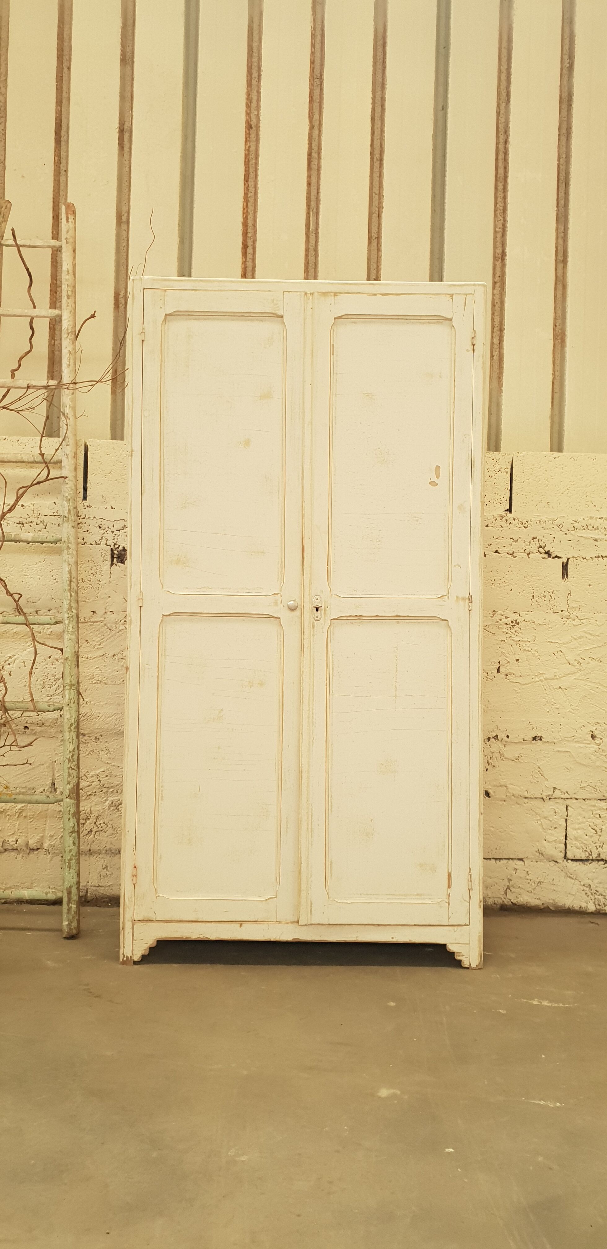 Vintage parisian cabinet