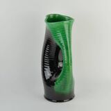 Accolay, vase -Green and black pitcher