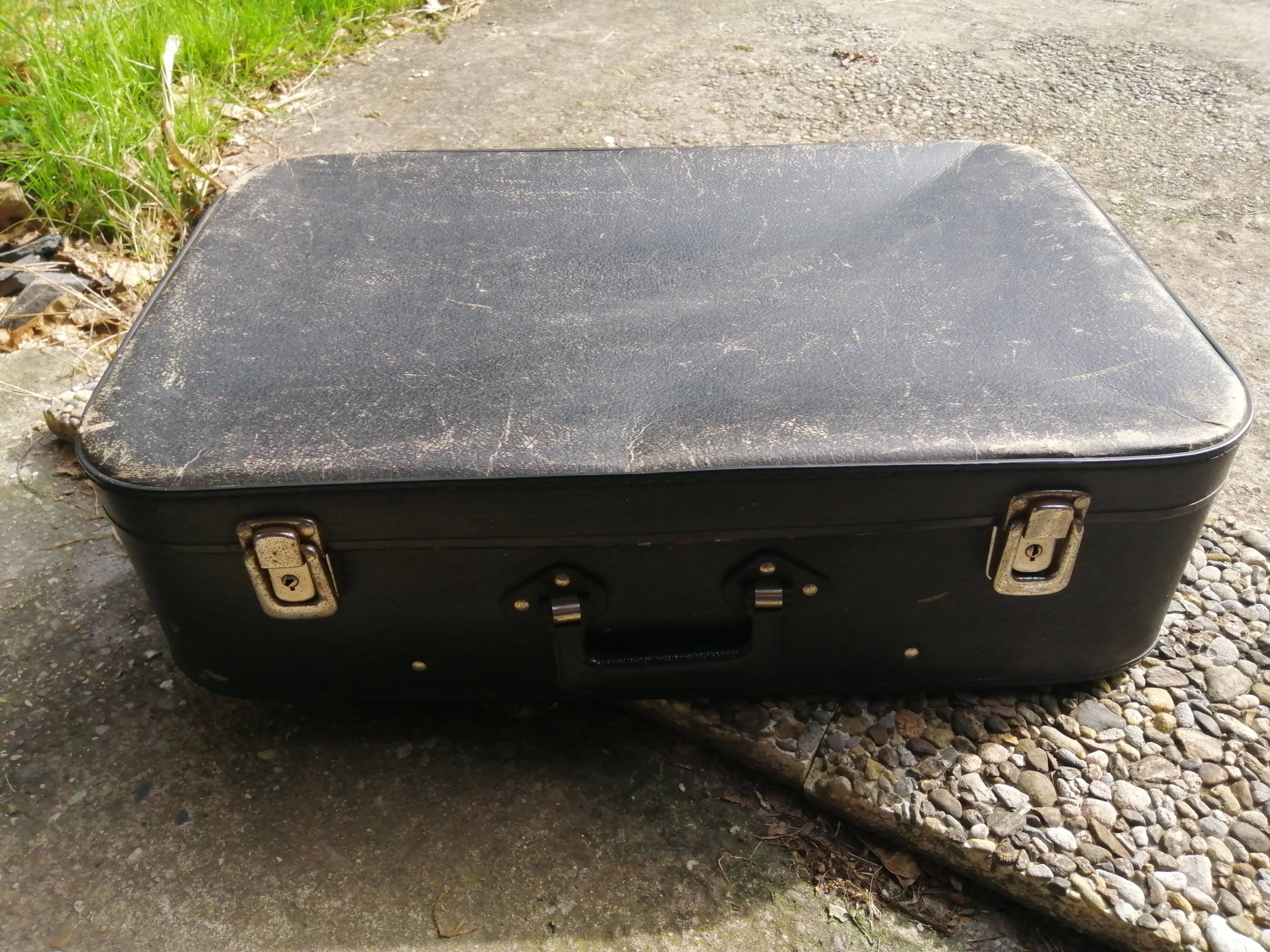 Lot 3 valises vintage en cuir