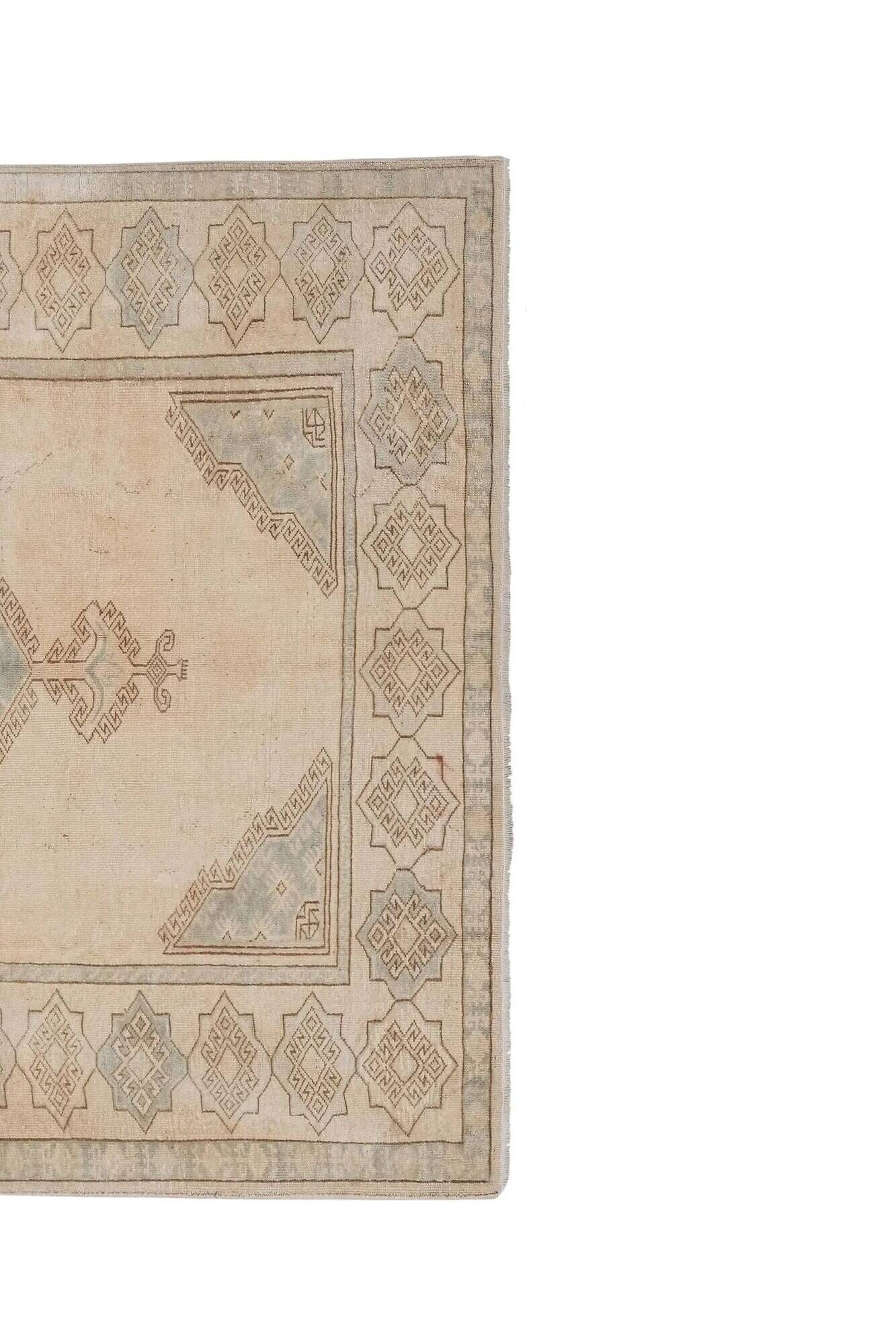 Vintage Turkish carpet handmade 186x238 cm