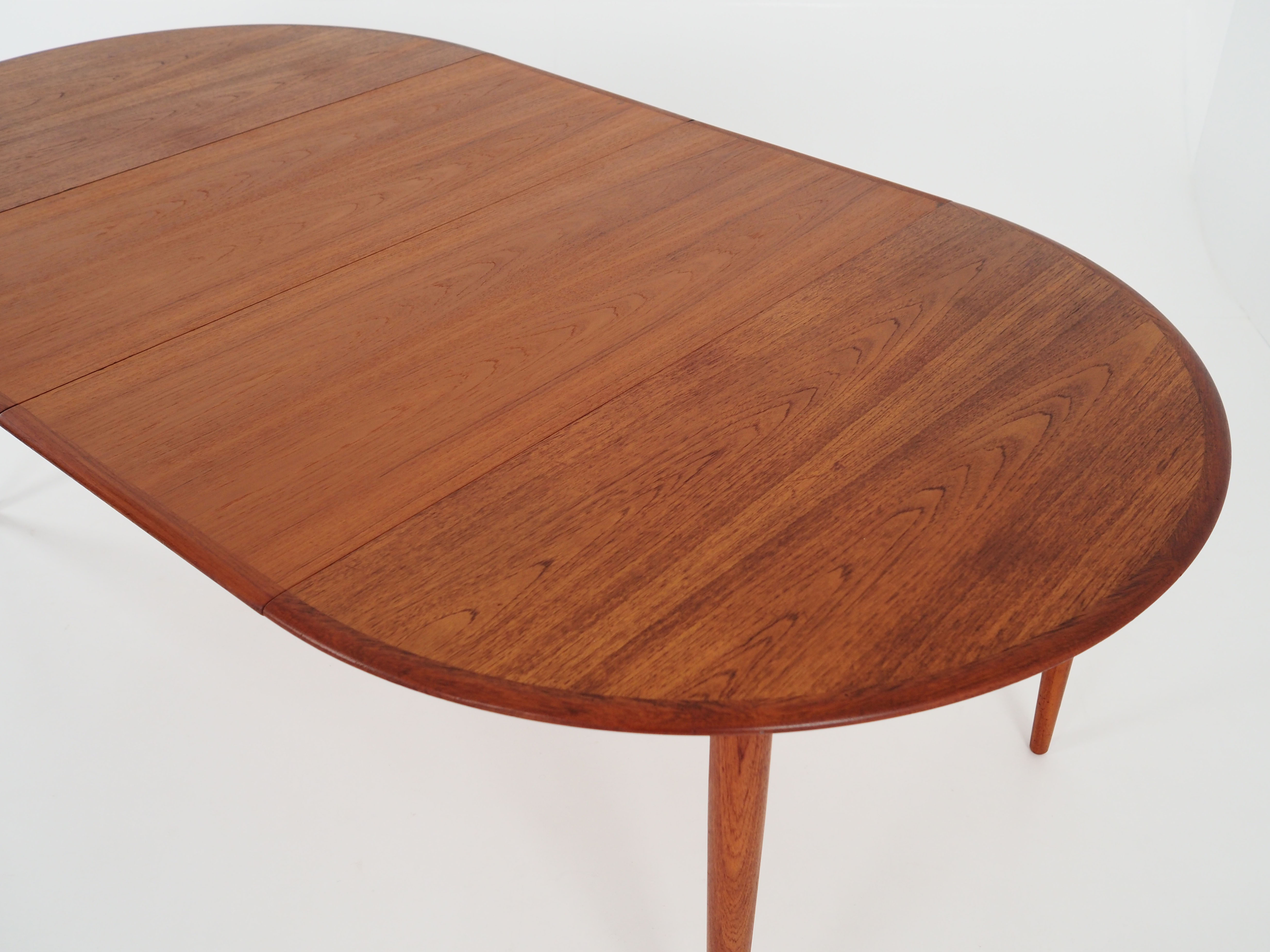 Round folding table, 1970s design