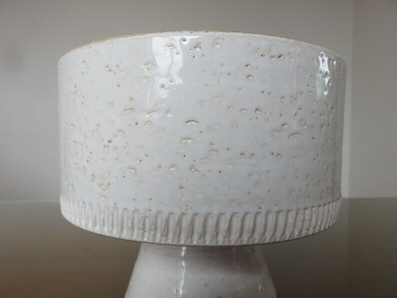 Pot cover in white ceramic 60s 70s