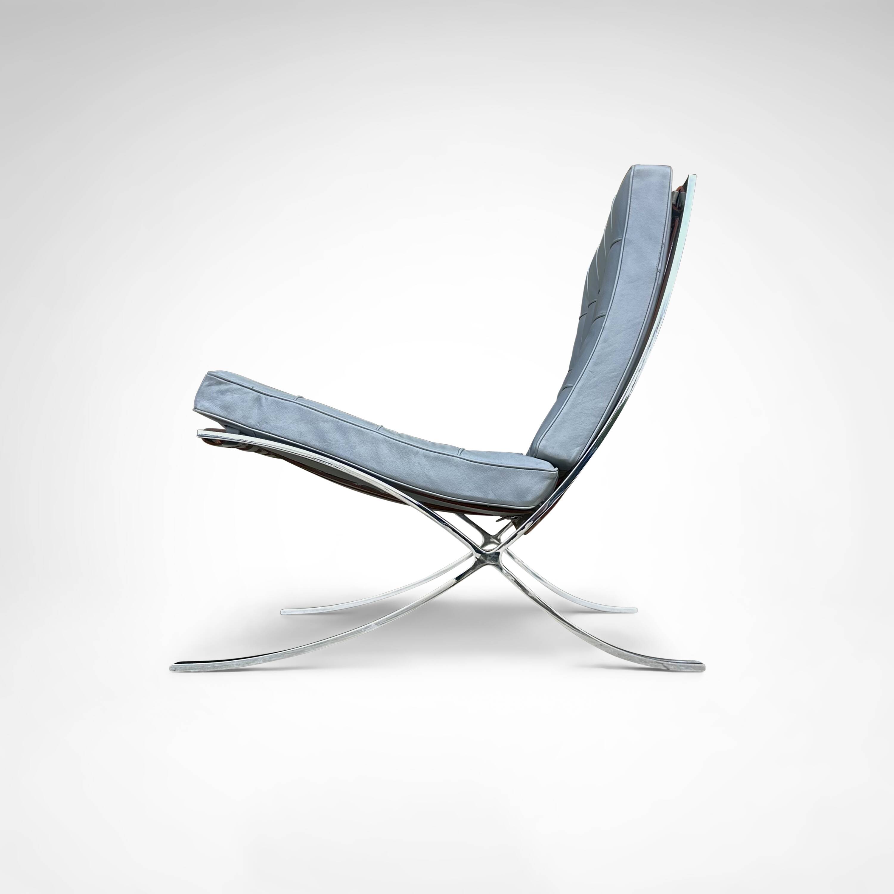 Barcelona lounge chair MR90 by Mies van der Rohe for Knoll 1980s