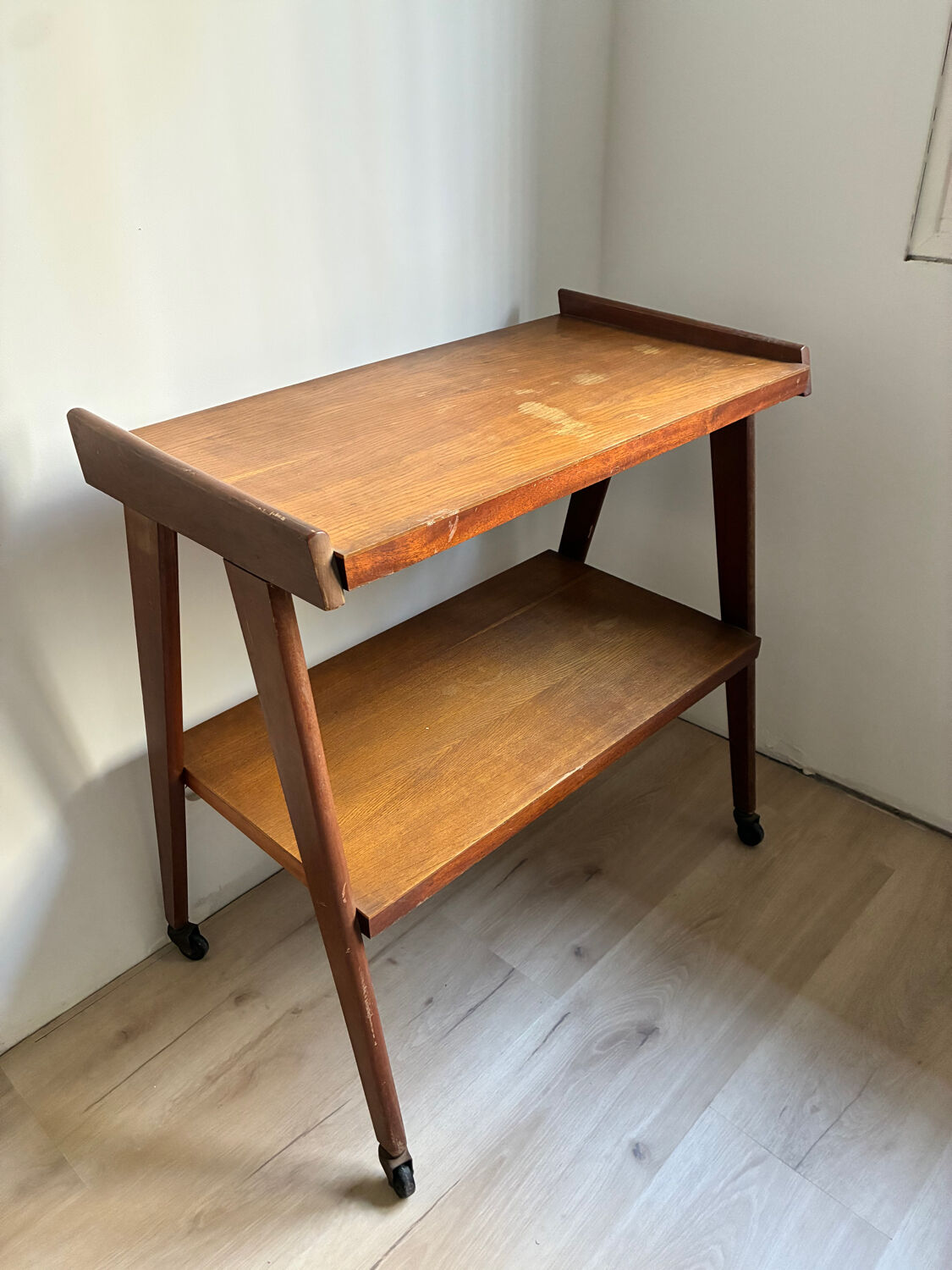 Vintage Scandinavian console/side table from the 60s/70s.