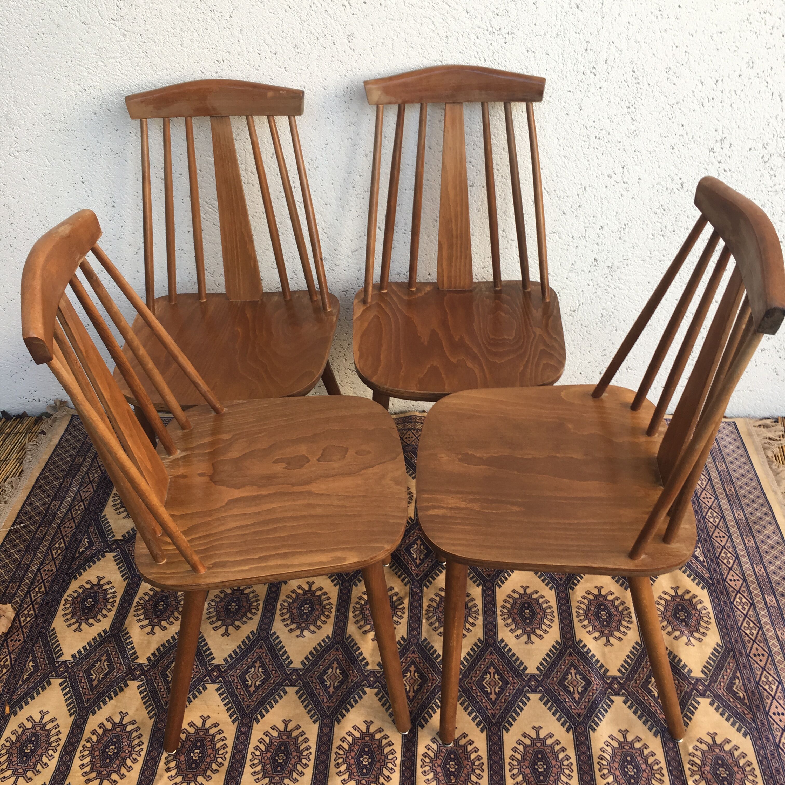 Set of 4 scandinavian chairs