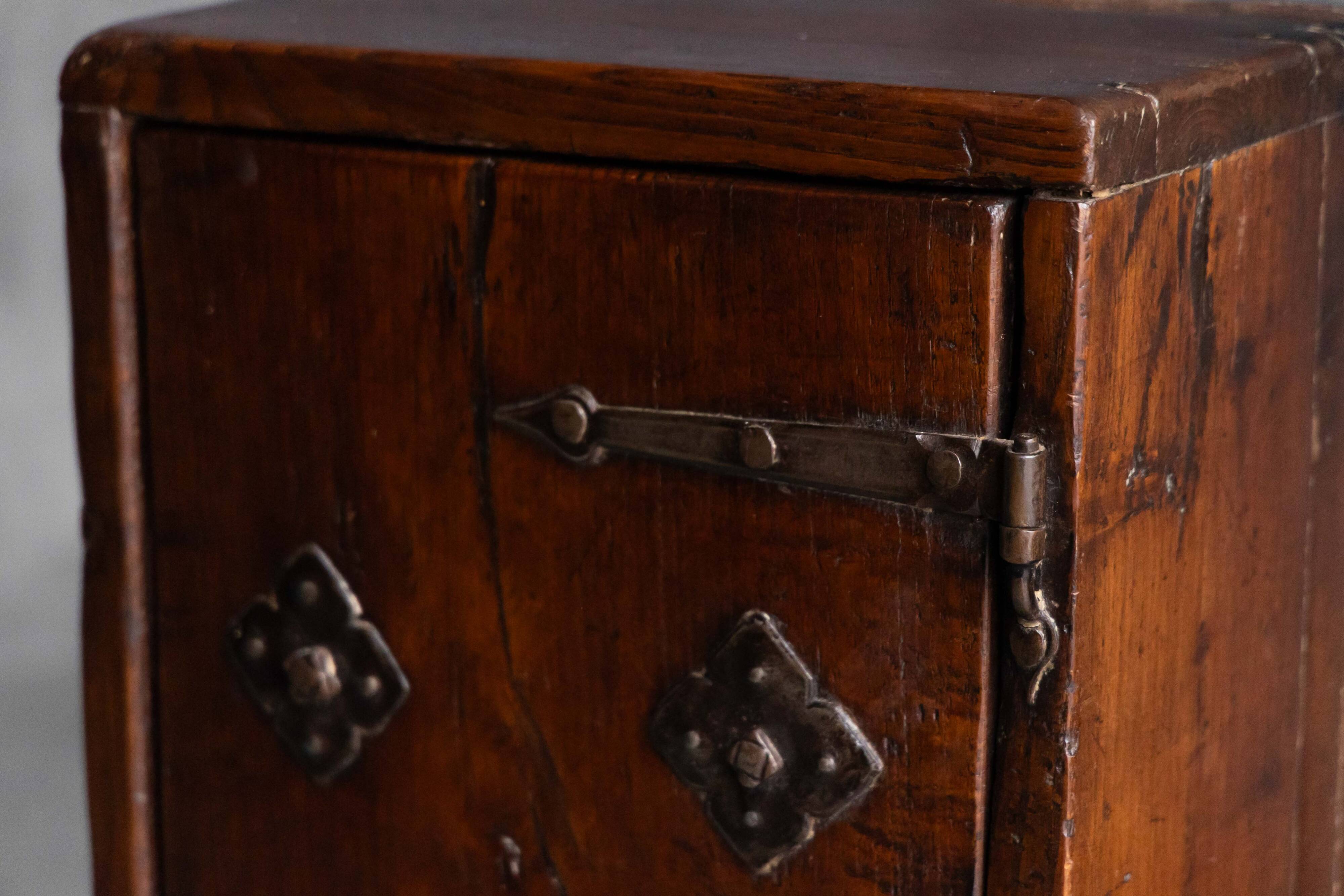 Cabinet vernaculaire, France, XVIIIe siècle