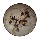 Empty partitioned brass pocket