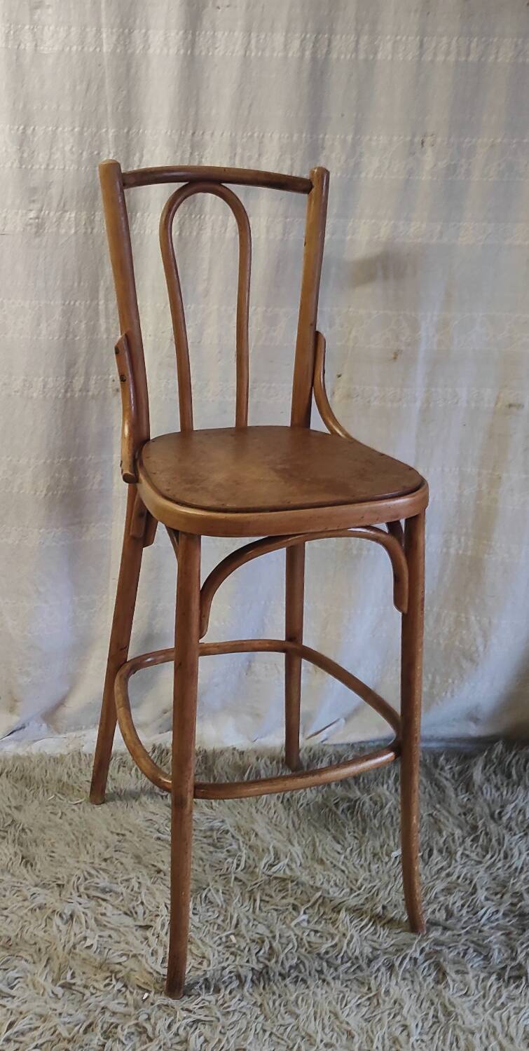 High chair in curved wood - mid. 20th century