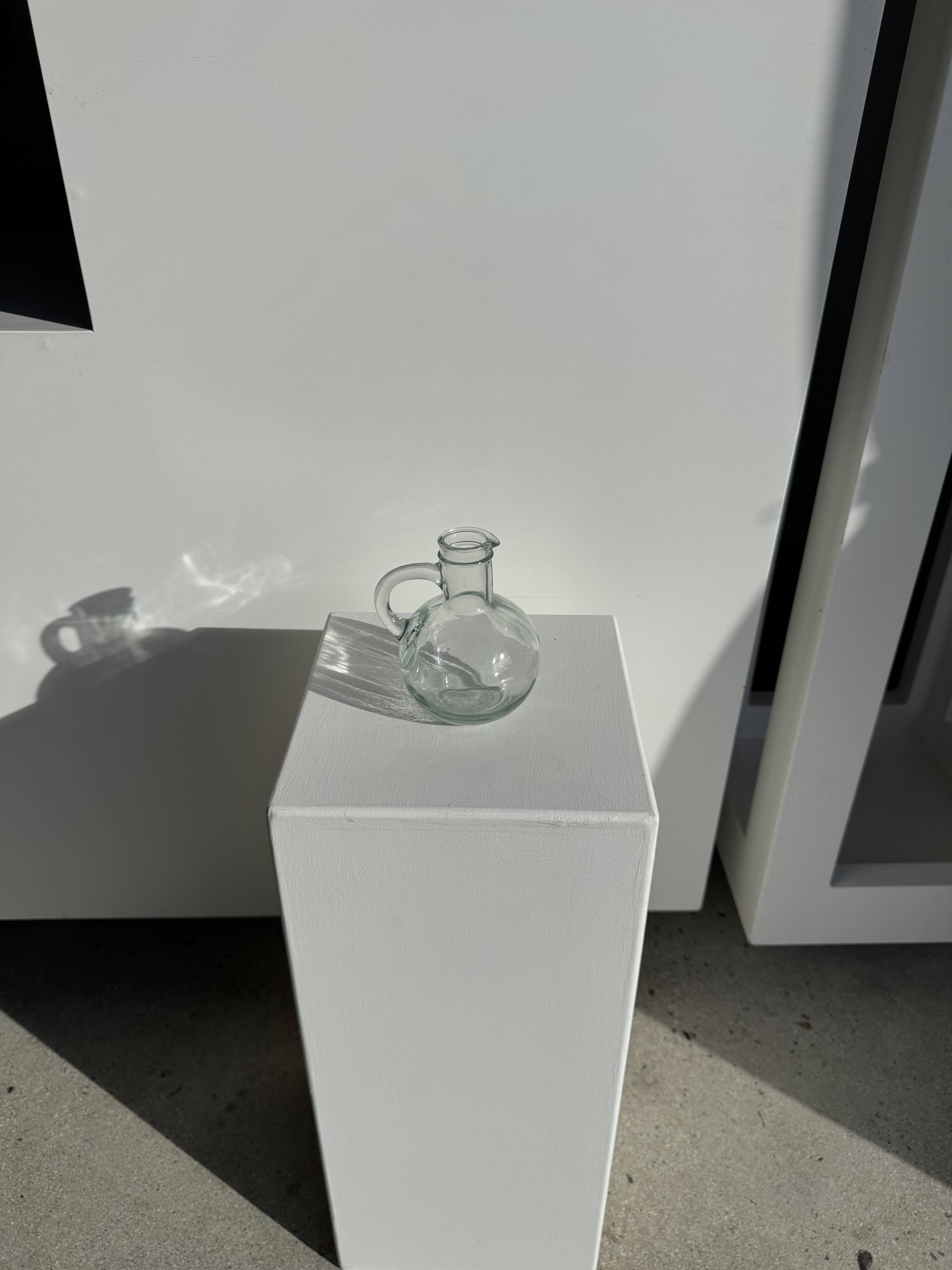 Mini round glass carafe D9 H14.5