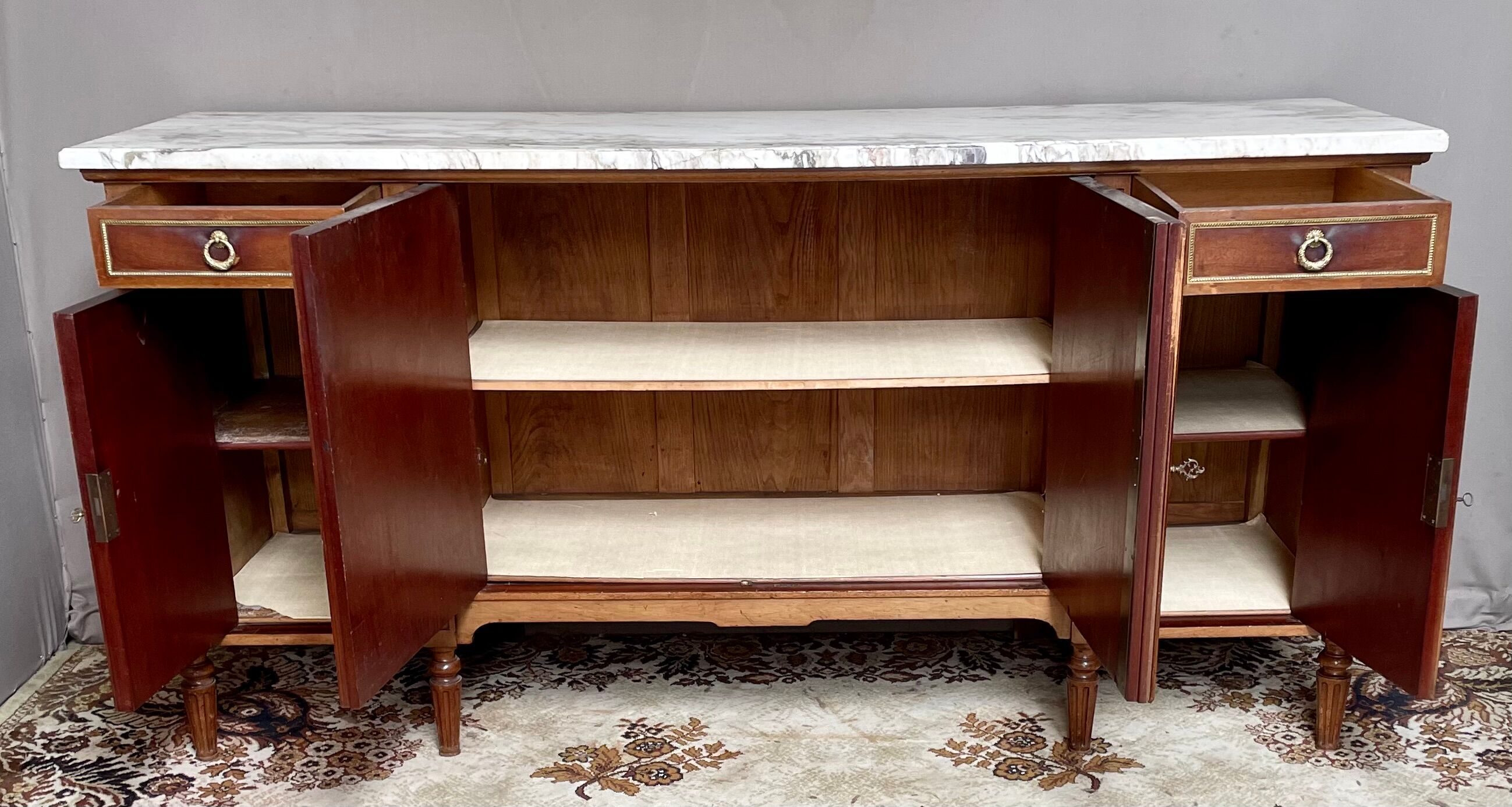 Enfilade de style Louis XVI