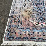 Tapis persan en laine tissée violet fleuri 280x190cm