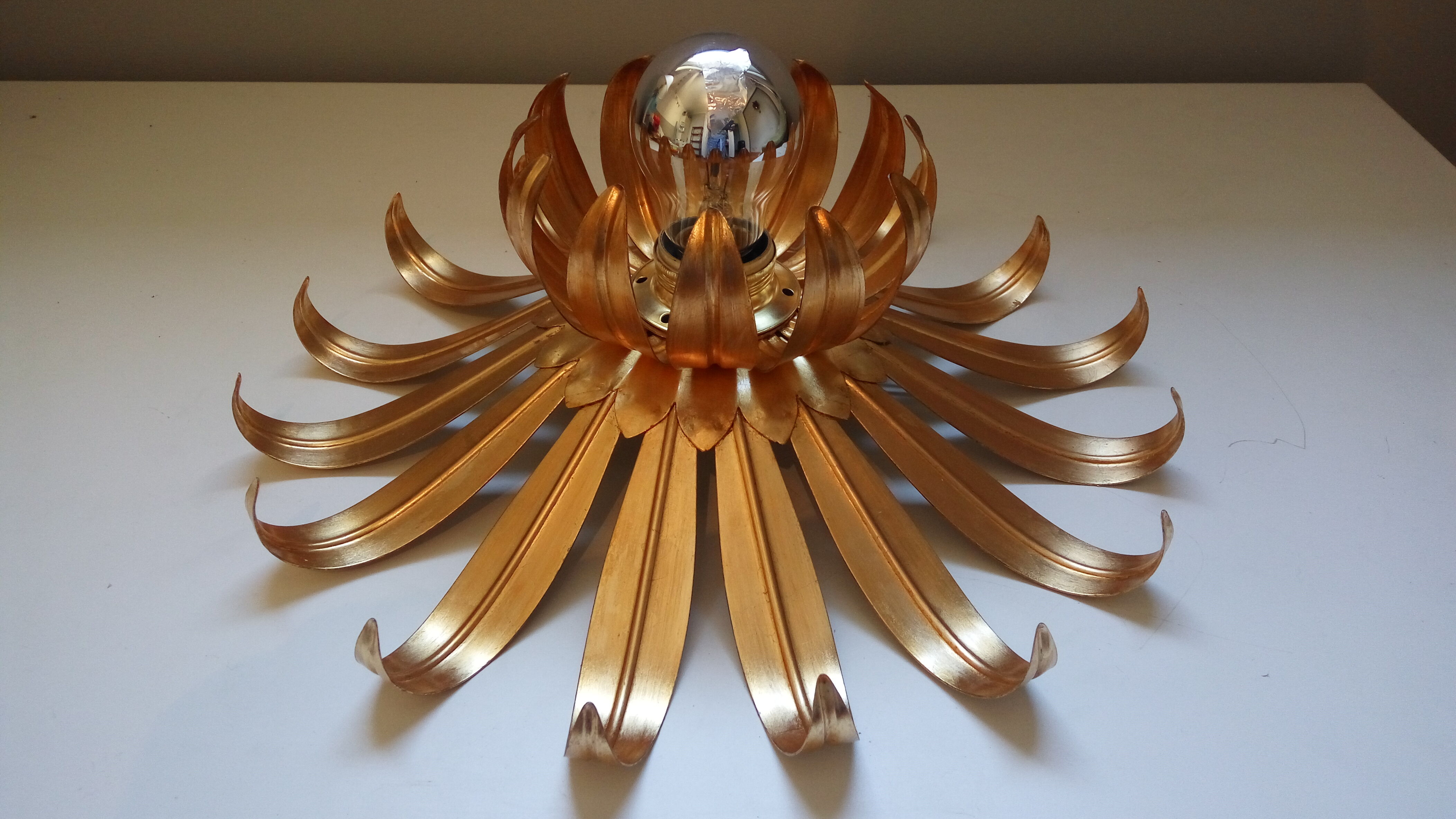 Wall light flower vintage 70s