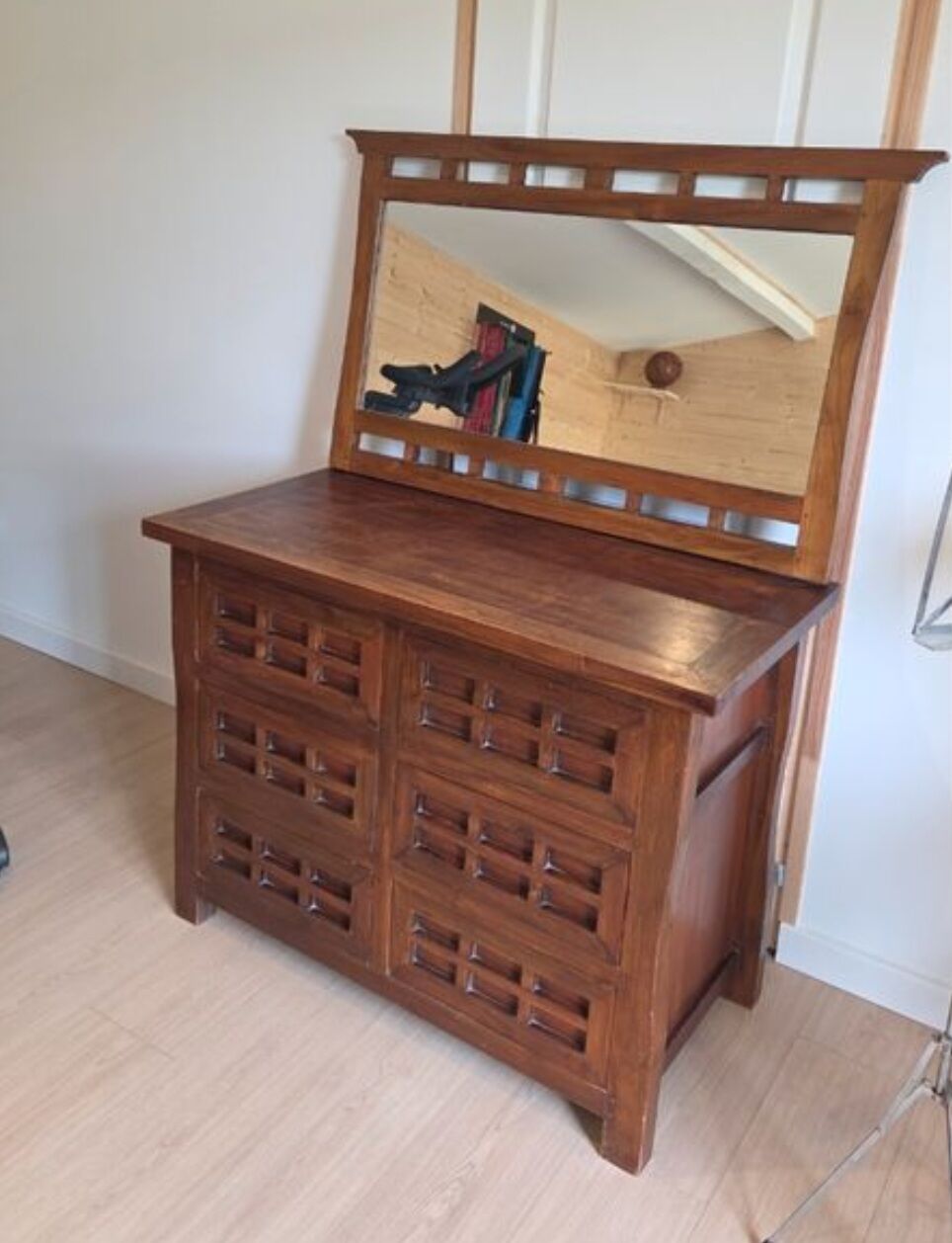 Teak chiffonier with its mirror