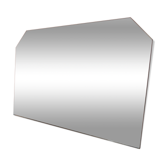 Bevelled mirror