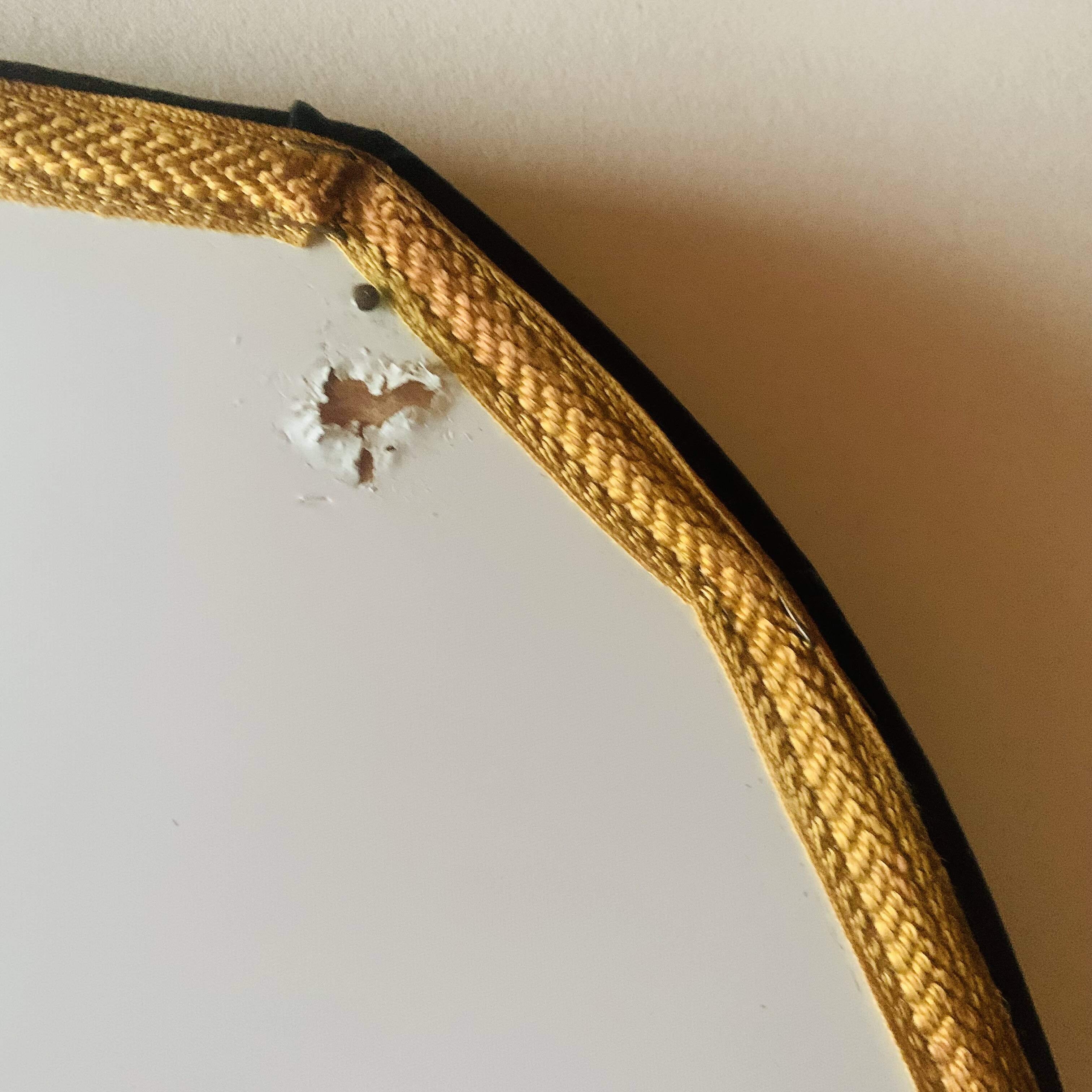 Vintage moumoute chest pouf