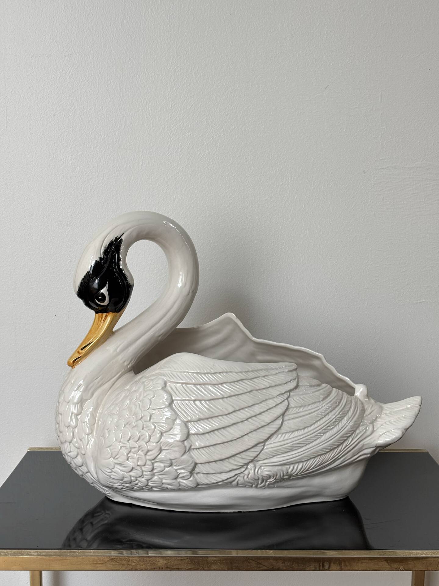 Ceramic swan planter