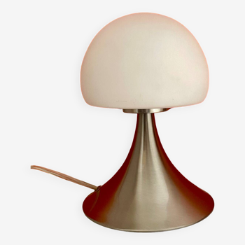 Tulip foot mushroom lamp