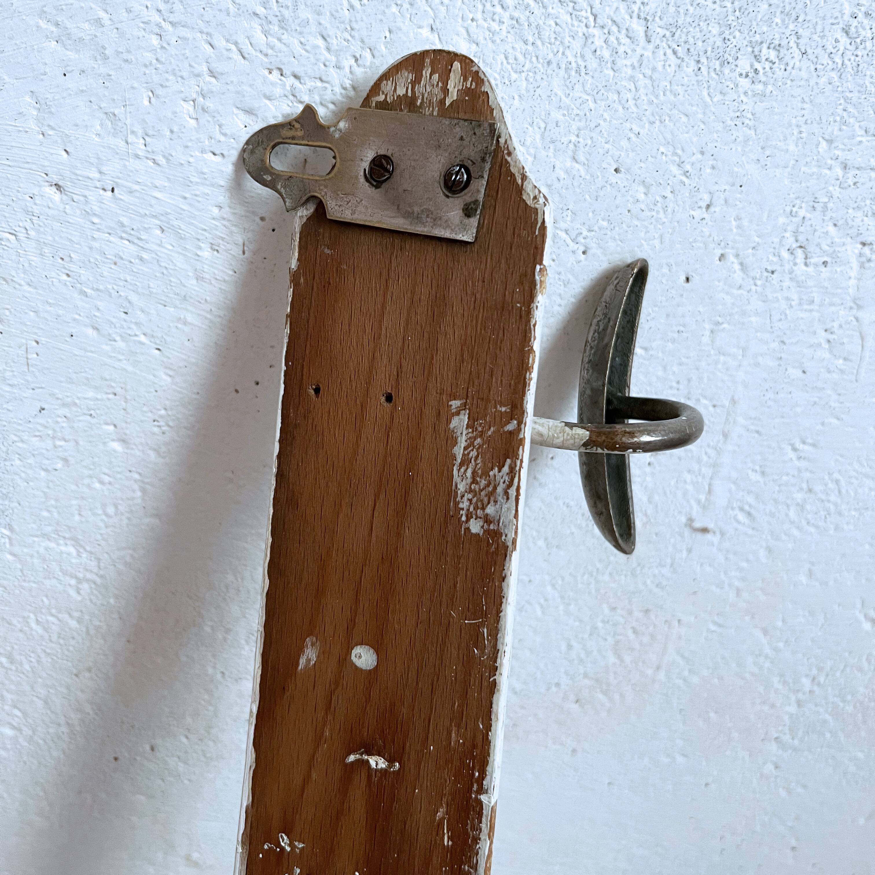 Wall coat rack 3 hooks