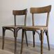 Paire de chaises bistrot anciennes en bois courbé esprit Thonet