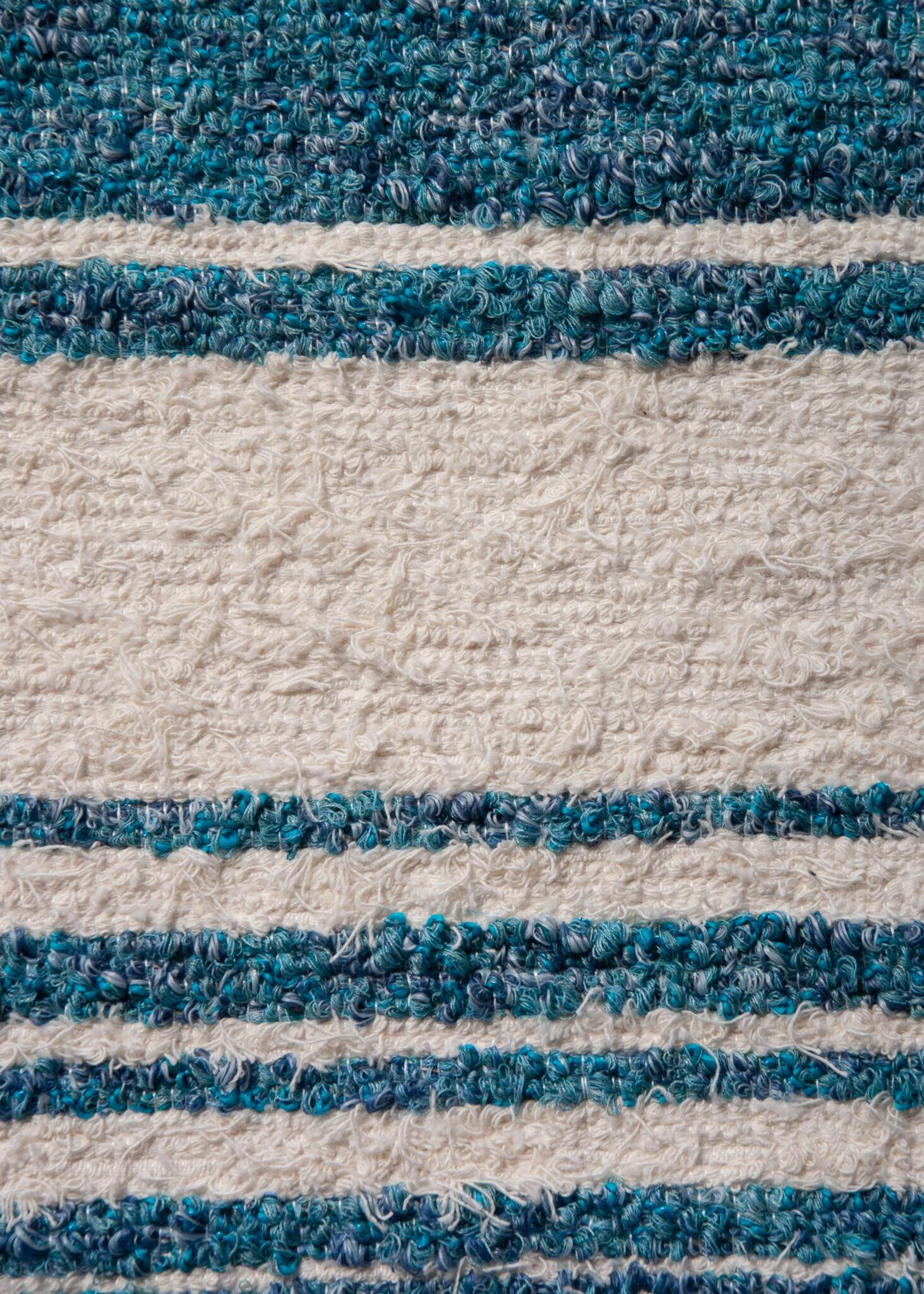 Handwoven recycled cotton rug - 40 x 60 cm