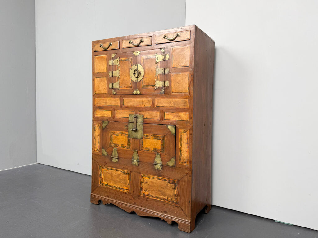 Commode Tansu antique, Corée, début du 20e siècle