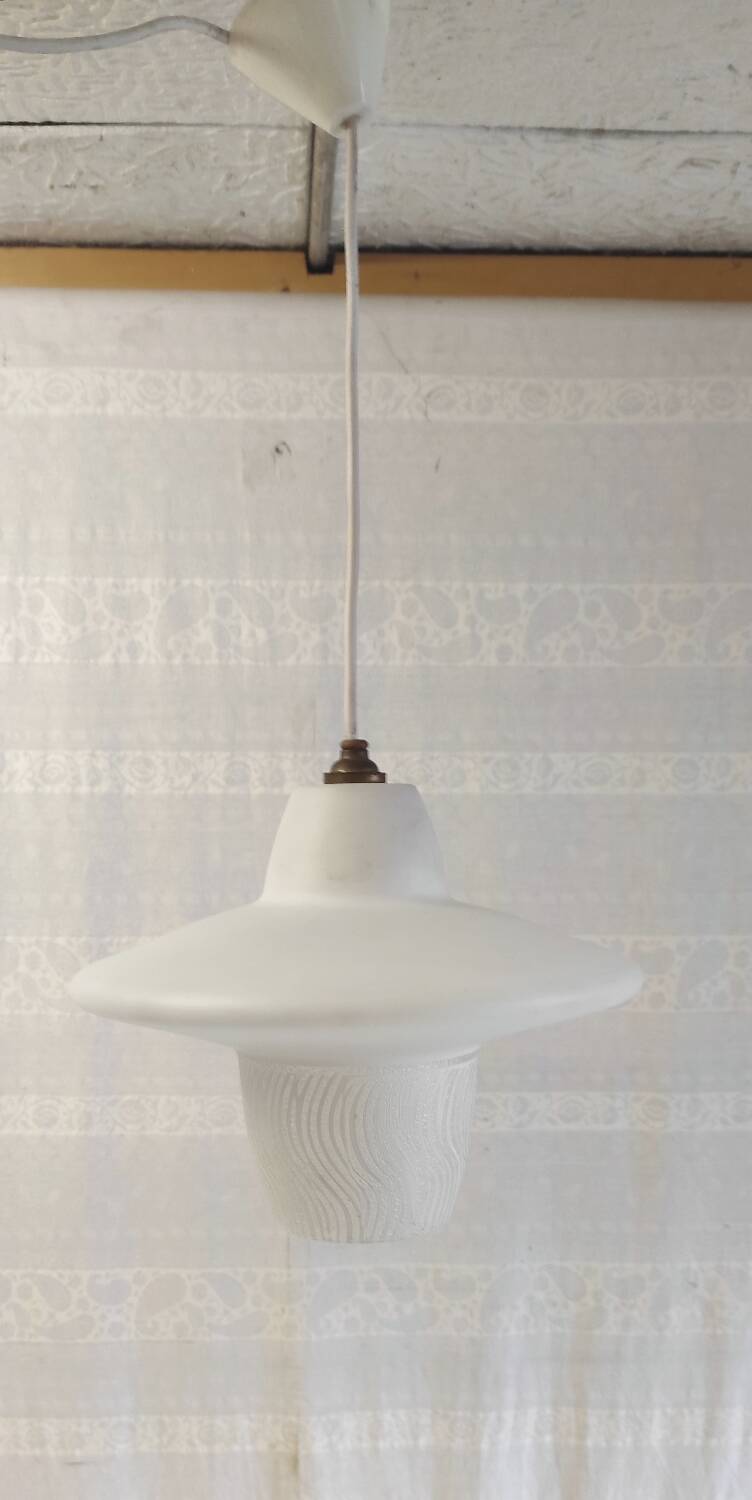 UFO pendant light in etched glass - 50s/60s