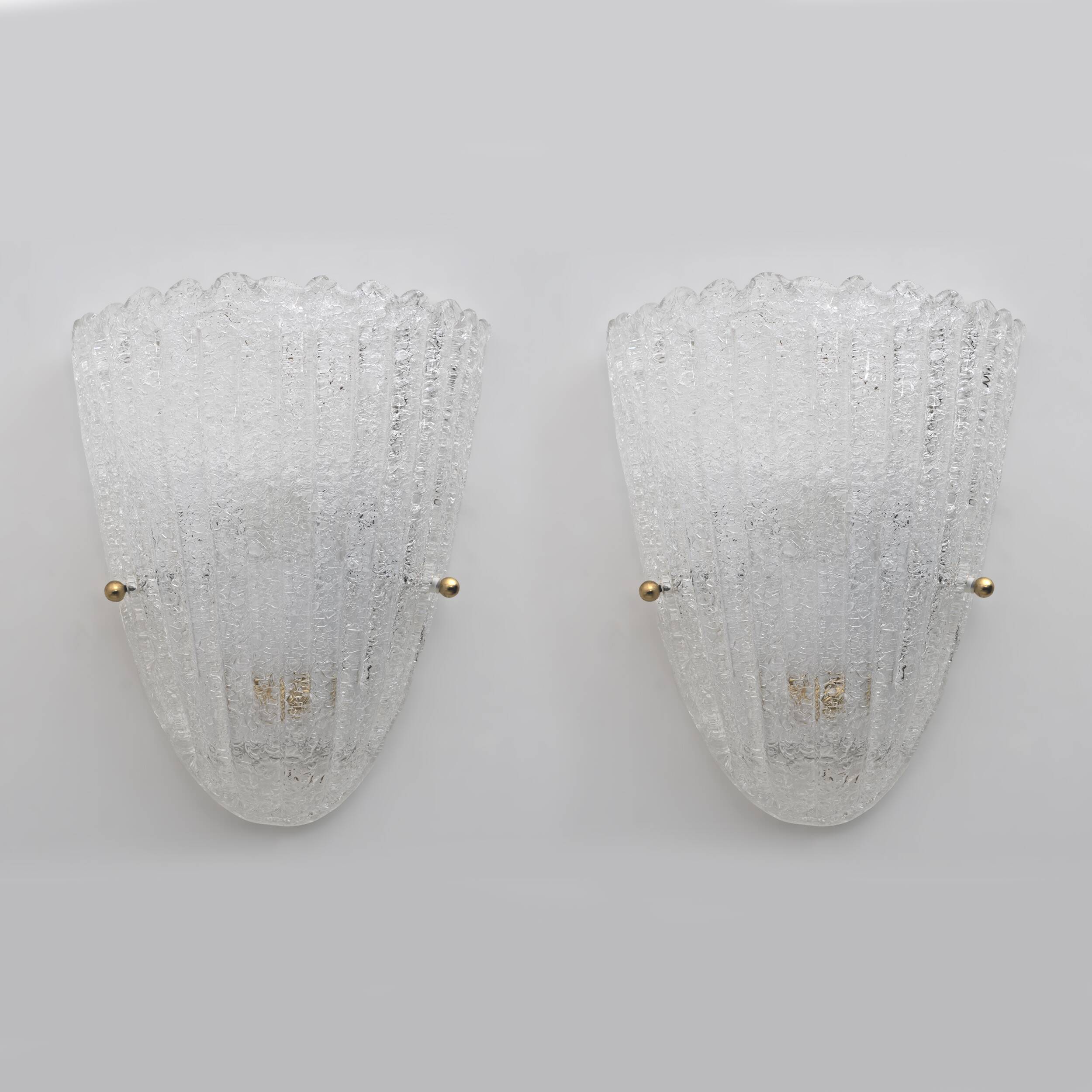 Barovier Style Mid-Century Modern Italian Murano Glass Shell Sconces, 60s, Pair.
