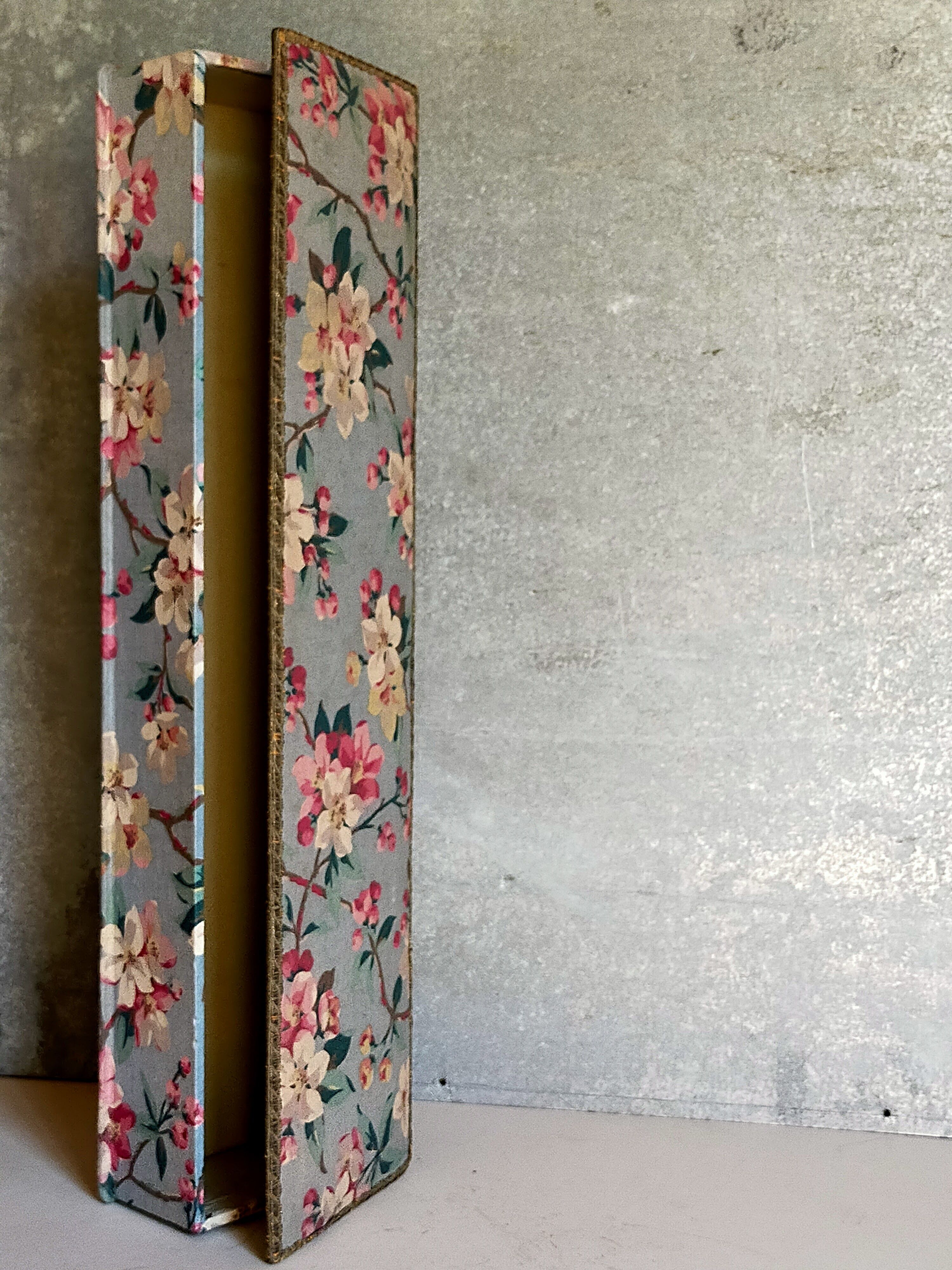 Ancient cherry blossom fabric box 1940