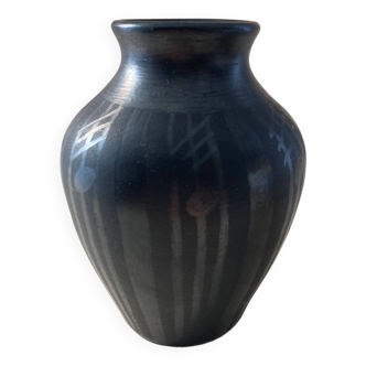 Ceramic vase