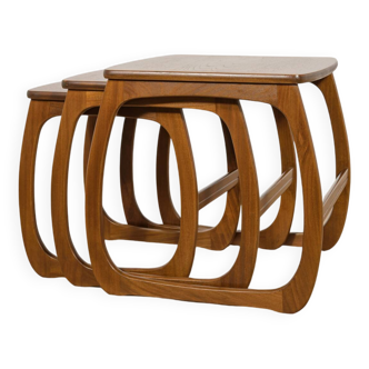 Tables gigognes en teck du milieu du siècle de Parker Knoll, années 1960, Royaume-Uni, lot de 3