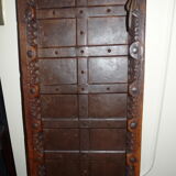 Ancienne porte indienne sculptée et décorée