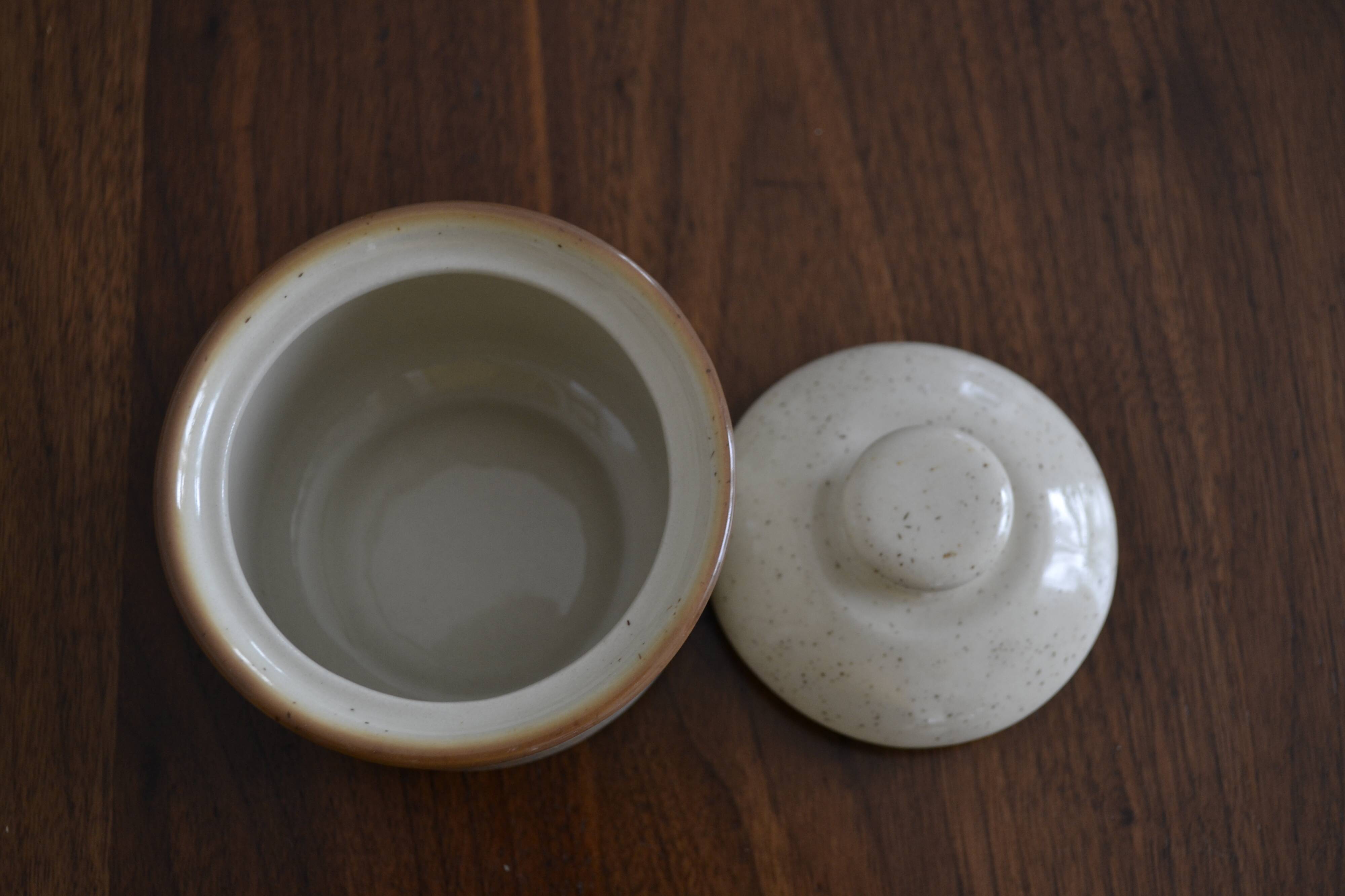 Pot or sugar bowl Tulowice Poland