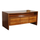 Bureau de réalisateur incurvé en noyer, Italie, années 1940