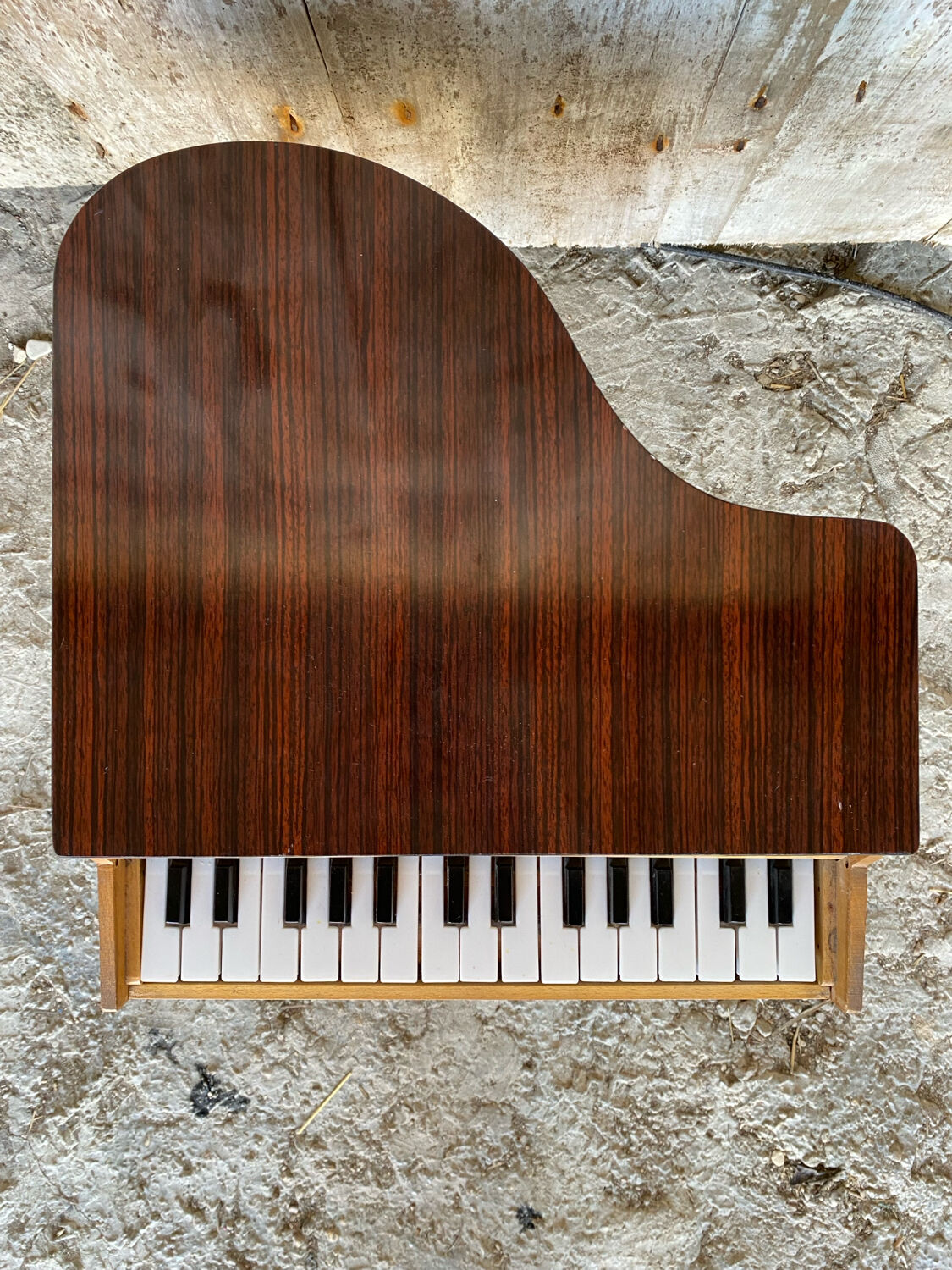 Piano a child's old wood + formica compass legs 1960s vintage