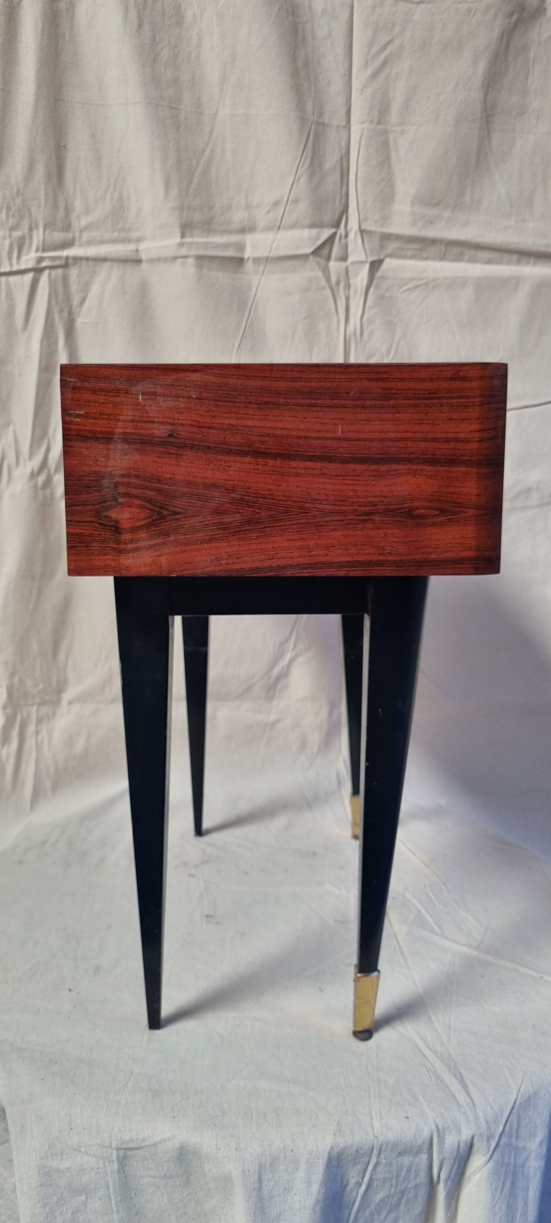 1-drawer bedside table