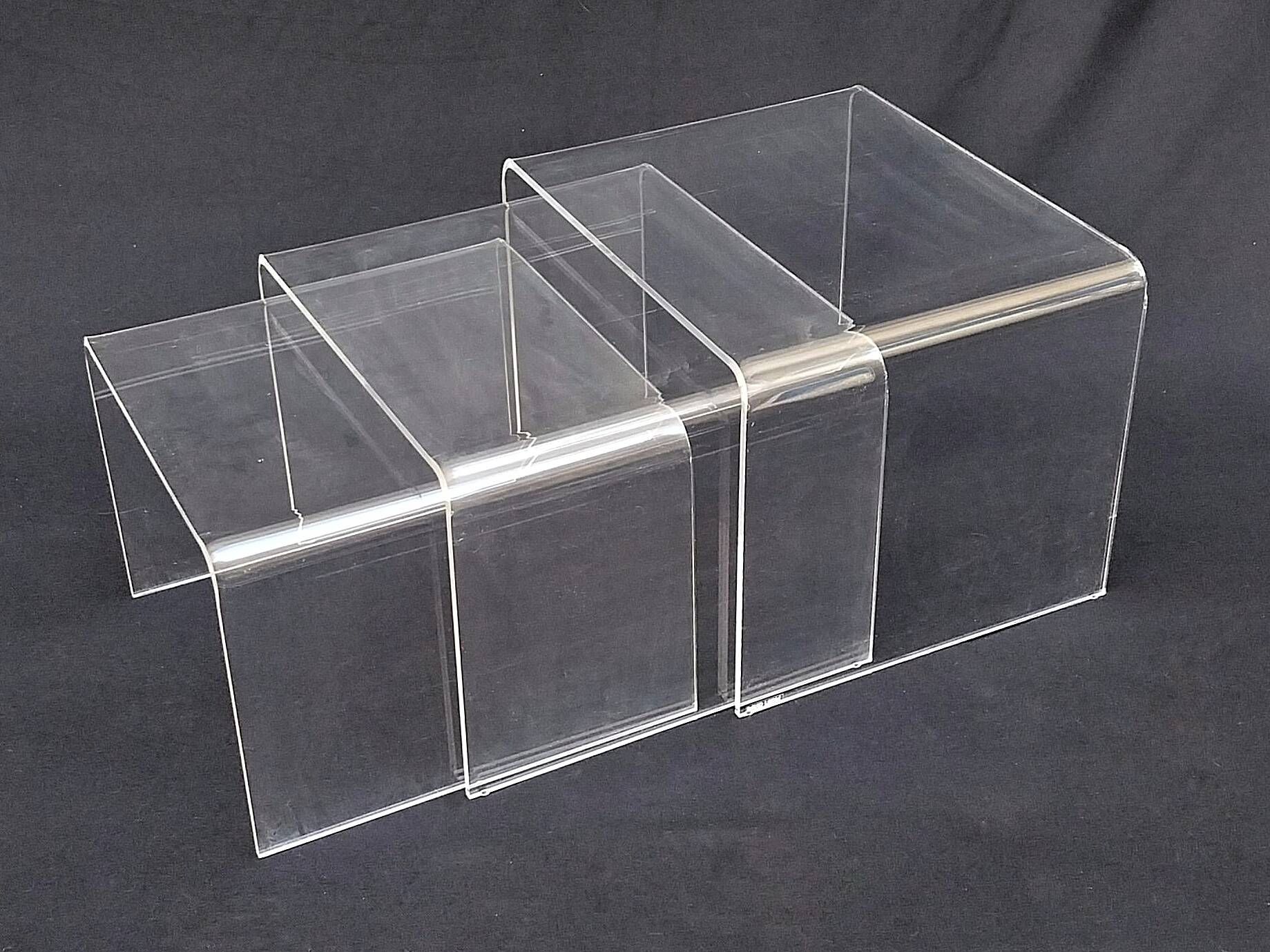 3 Nesting tables signed David Lange transparent plexiglass coffee tables design 70