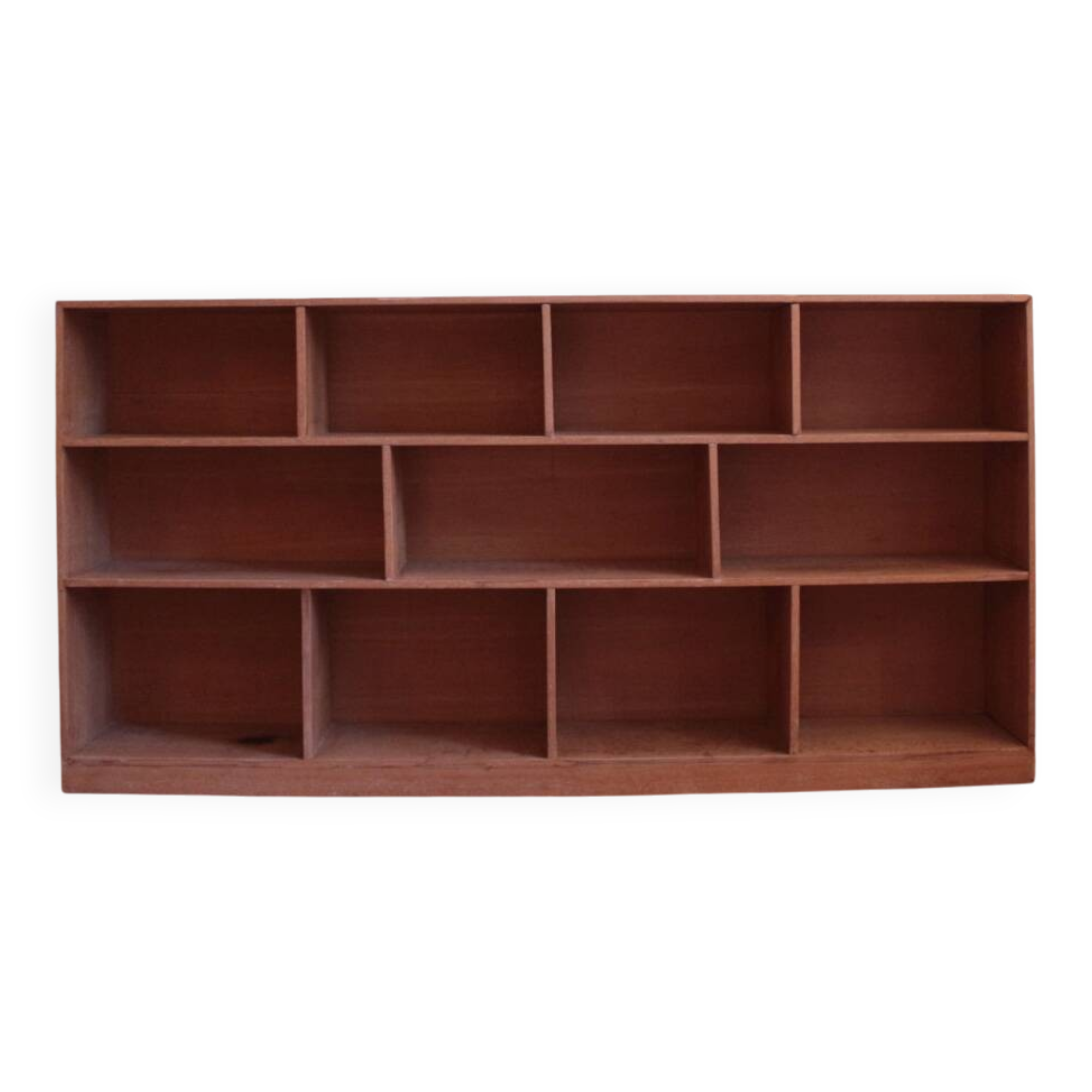 Workshop cabinet with compartments