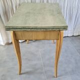 Extendable table