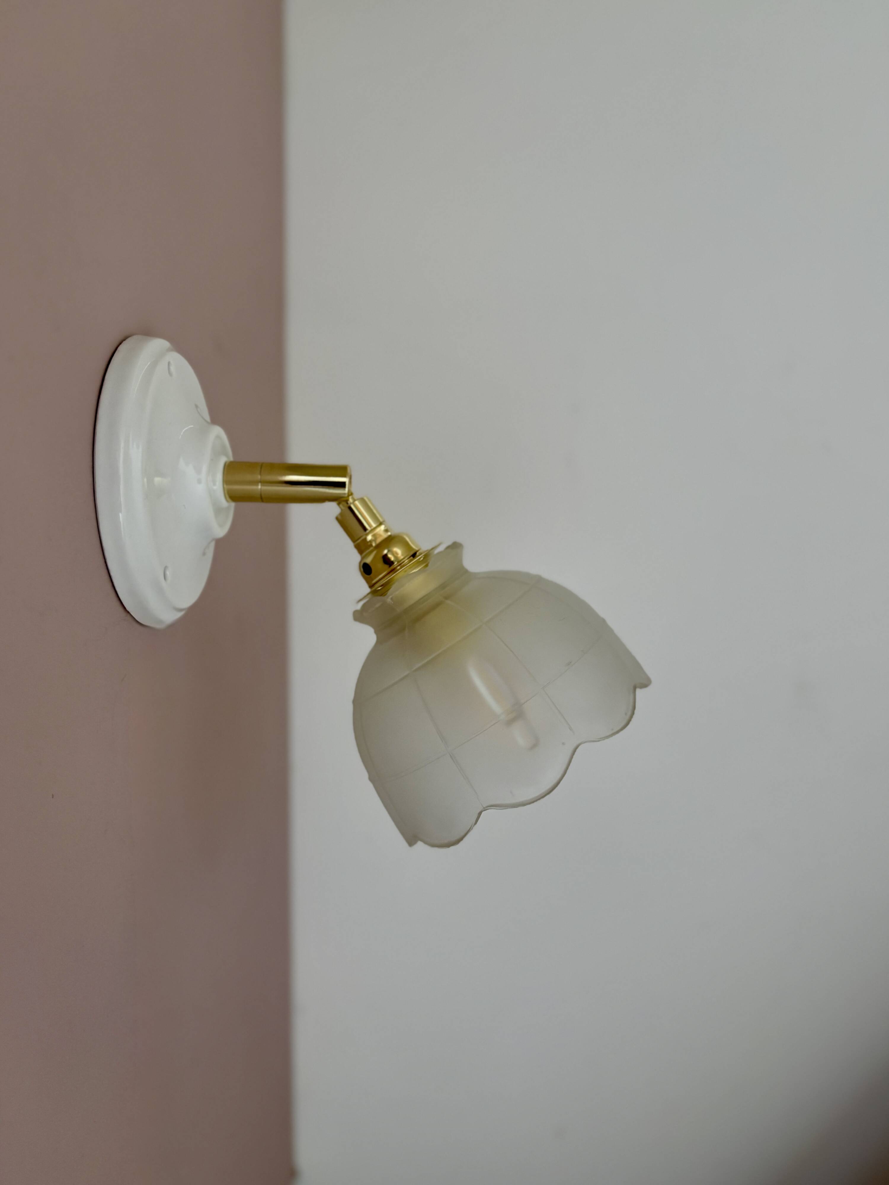 Vintage frosted glass tulip wall light