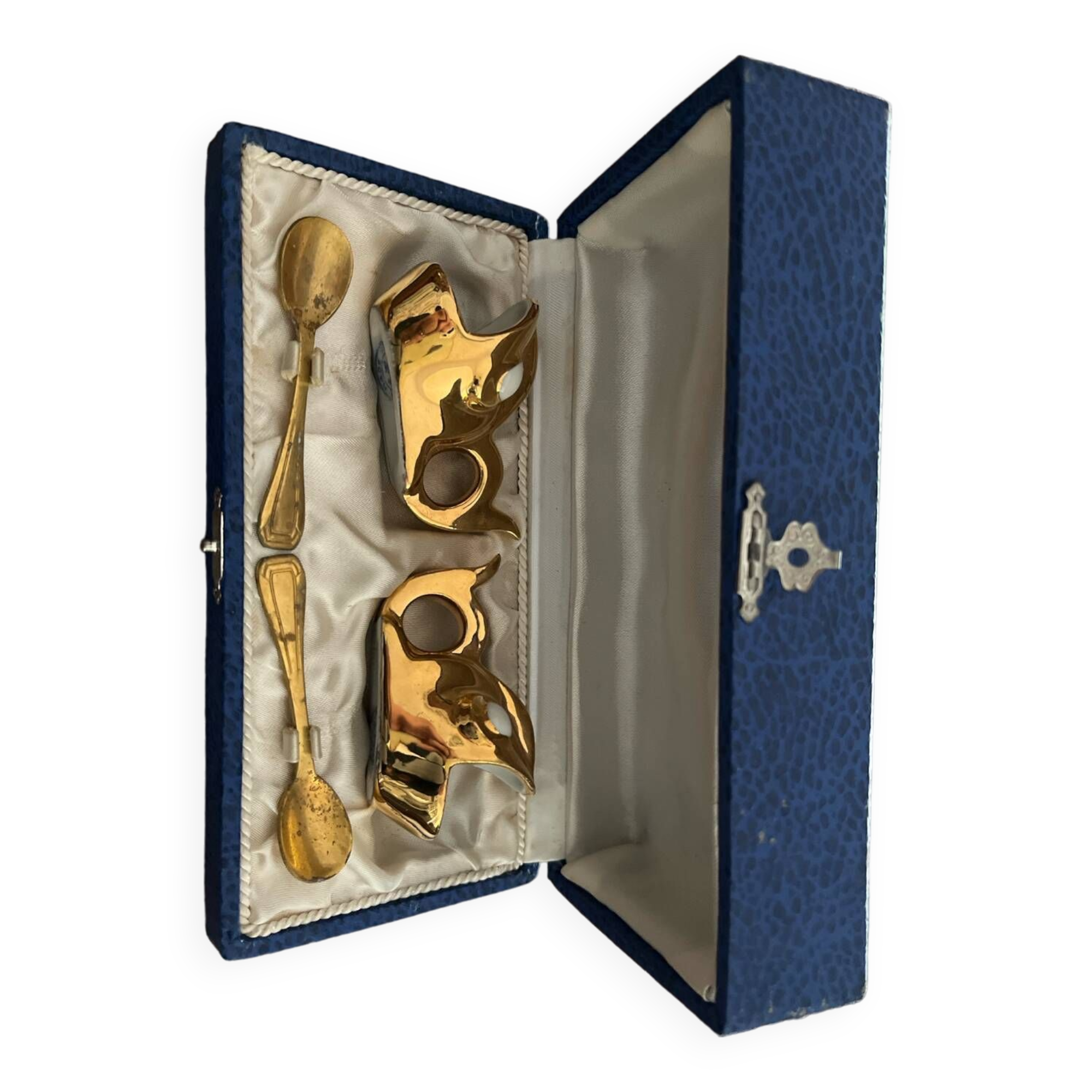 Salt and pepper shakers robj porcelain box